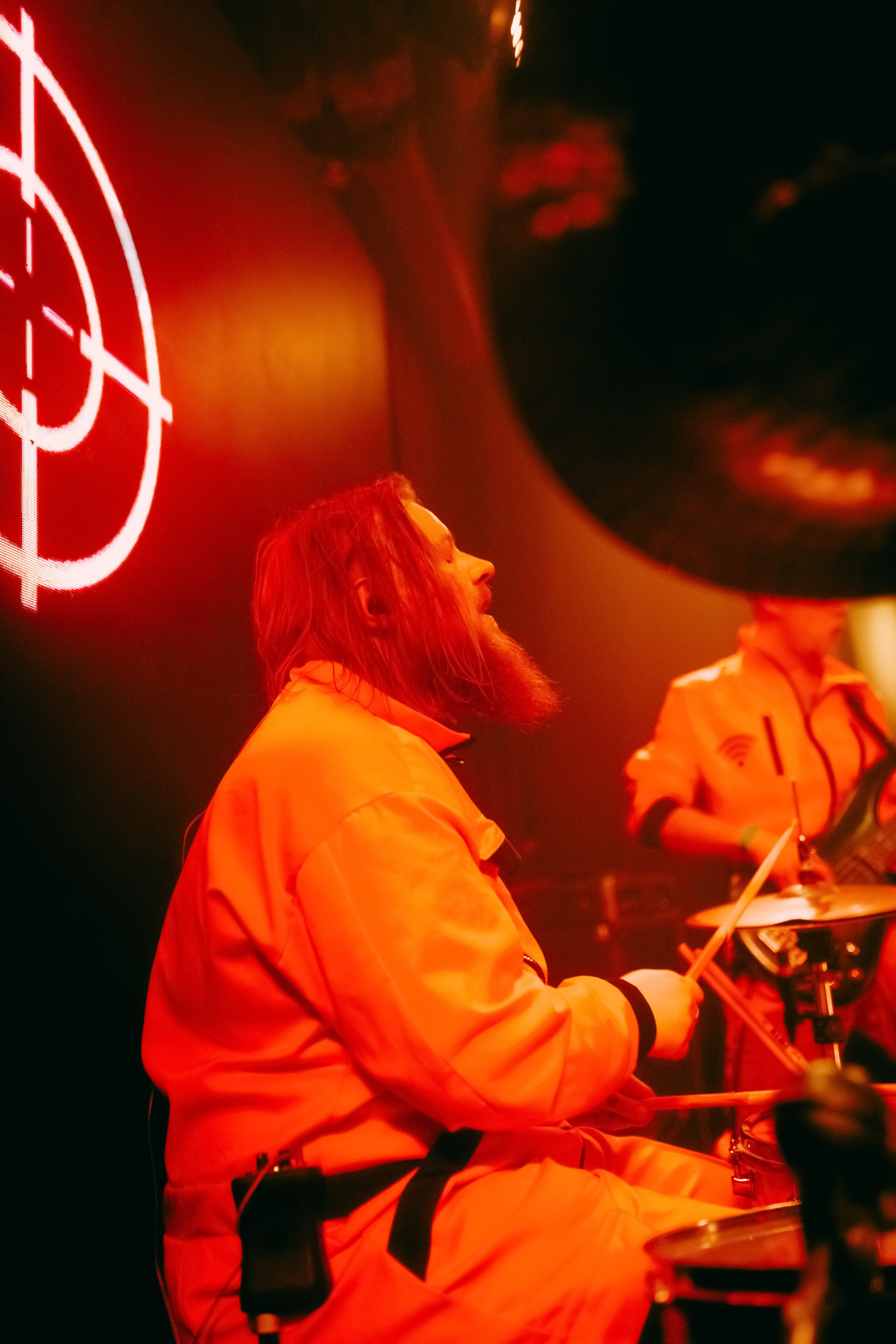 ПОСЛЕДНИЙ ПИОНЕР. Фотограф Елена Богачева (lenalena_na_na_na)