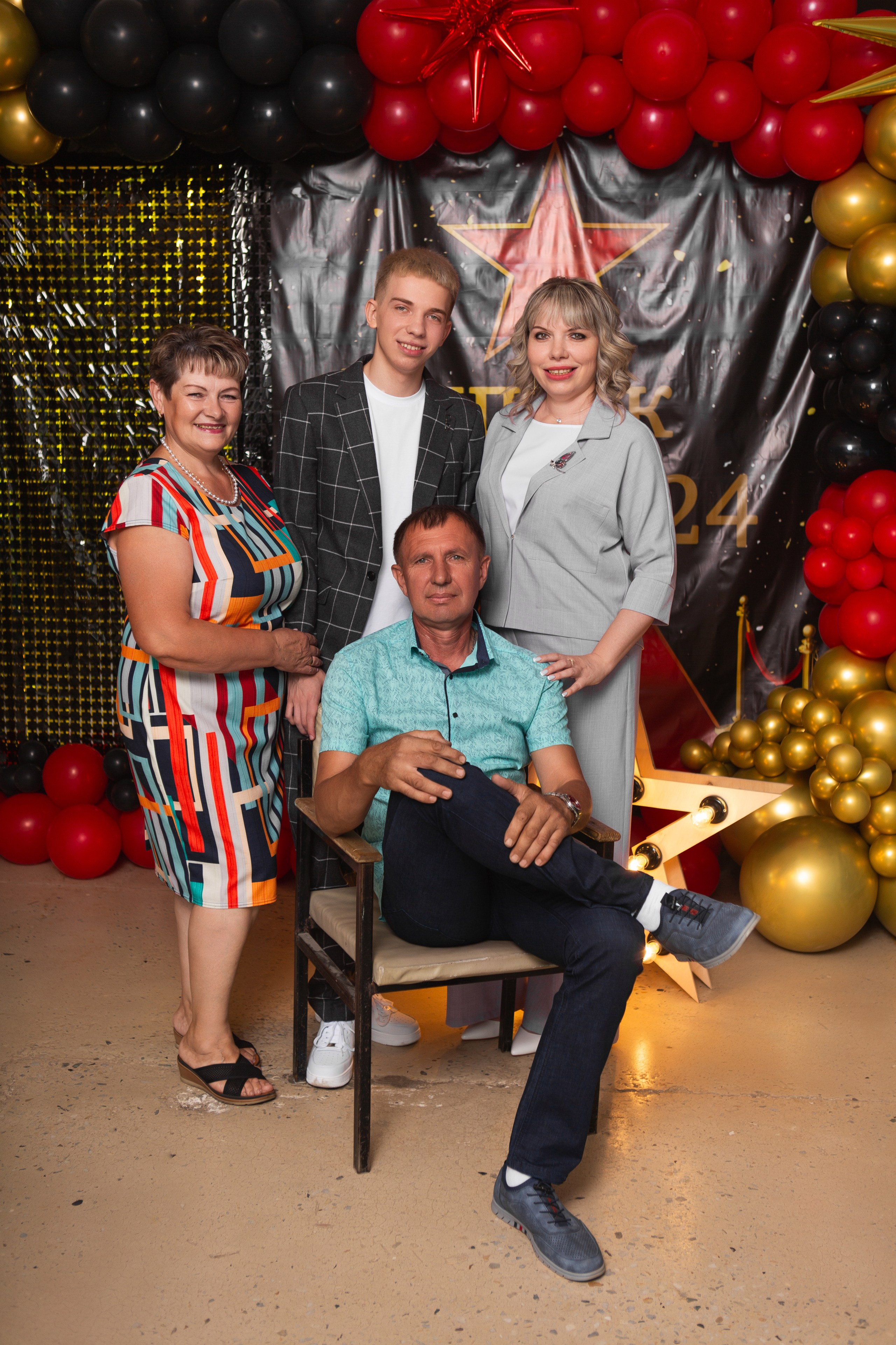 ФОТОСЕССИЯ С РОДИТЕЛЯМИ «ВЫПУСКНОЙ» 2024 г. 9 ШКОЛА г. МЦЕНСК. ТВОЙ АЛЬБОМ / ТВОИ ПРАВИЛА