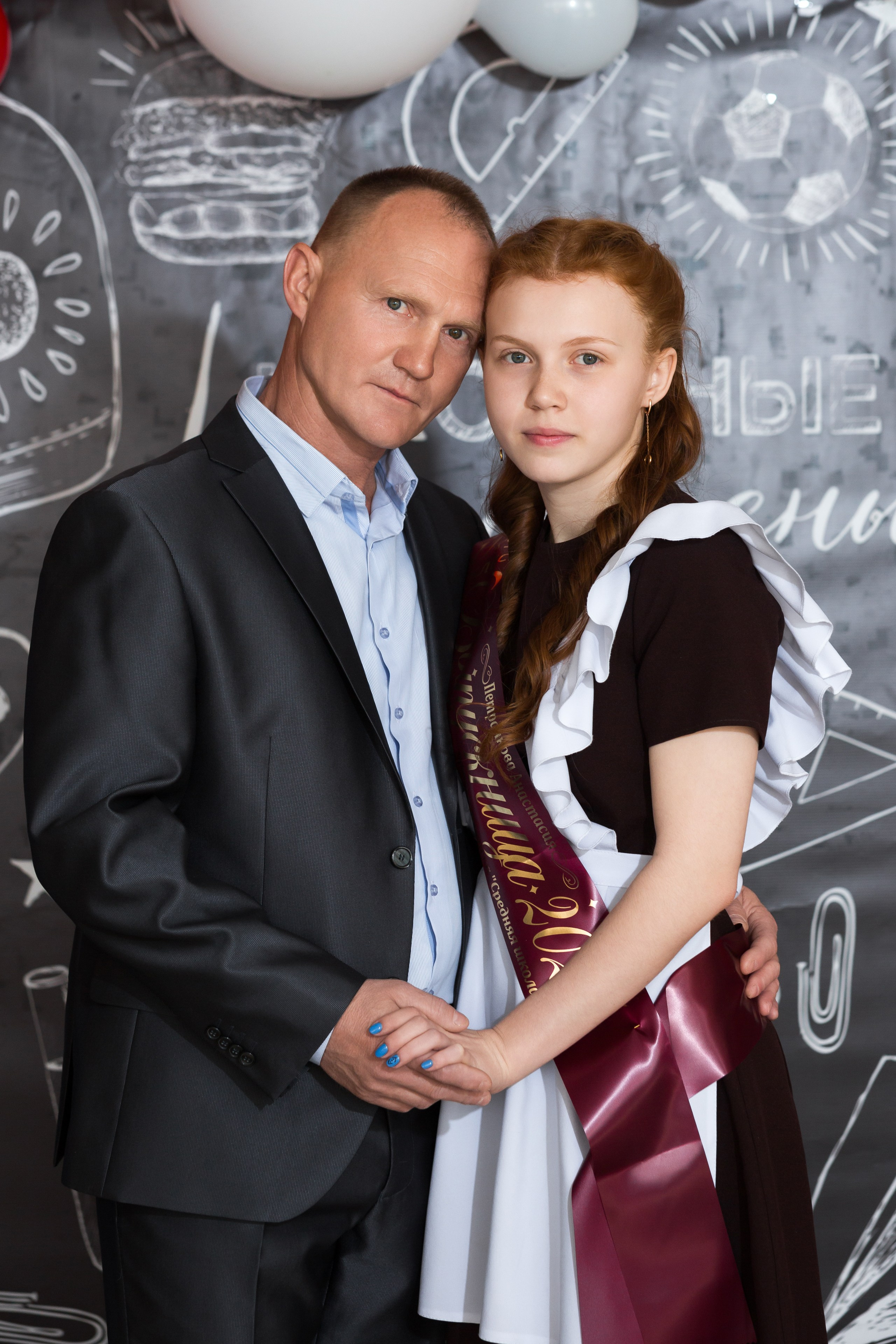 ФОТОСЕССИЯ С РОДИТЕЛЯМИ «ПОСЛЕДНИЙ ЗВОНОК — 2025» 9 ШКОЛА Г.МЦЕНСК. ТВОЙ АЛЬБОМ / ТВОИ ПРАВИЛА