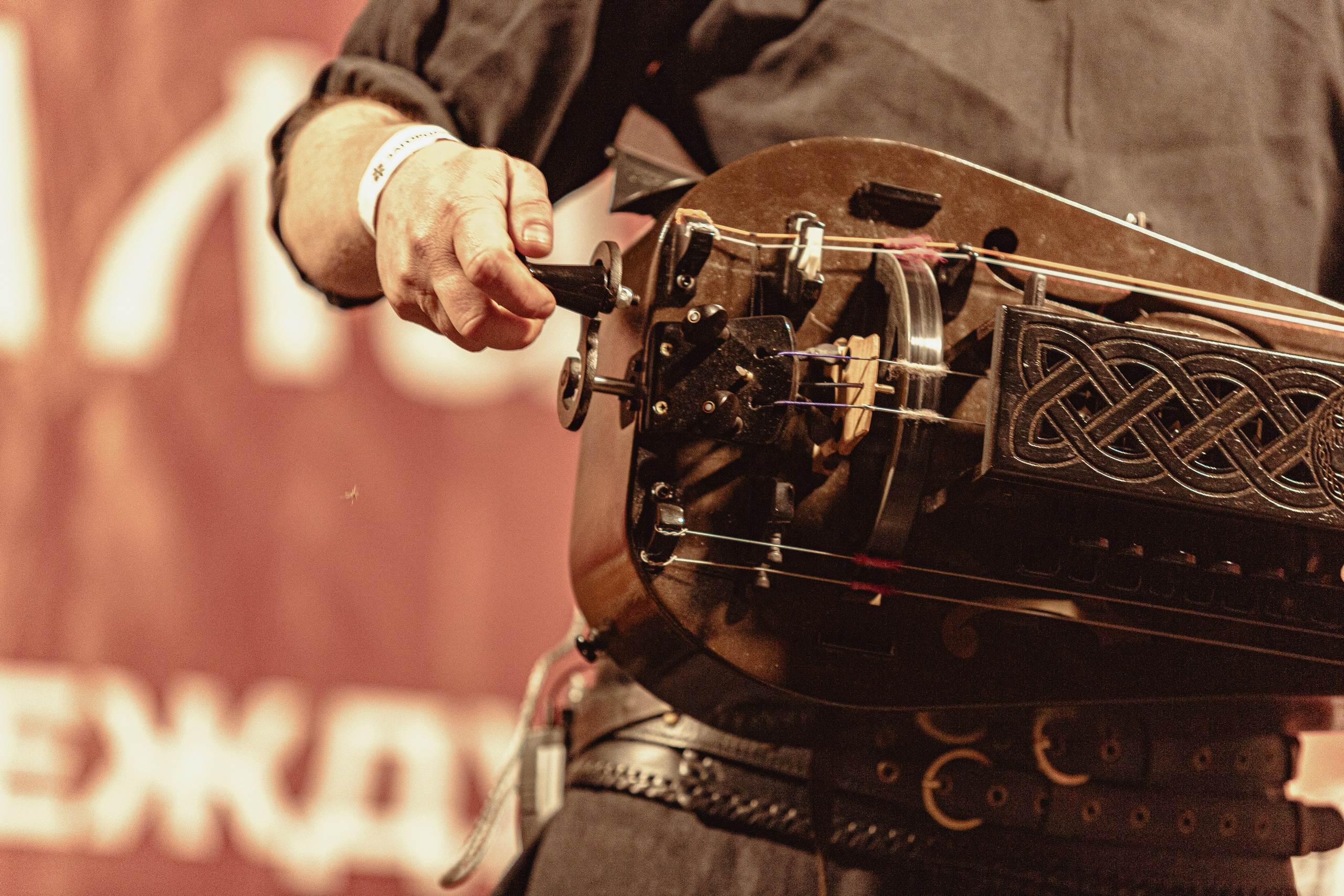 Фестиваль «Абалакское поле» XVI. Арт-фотограф Крис Л. в Тобольске: портрет, семейные, свадьбы