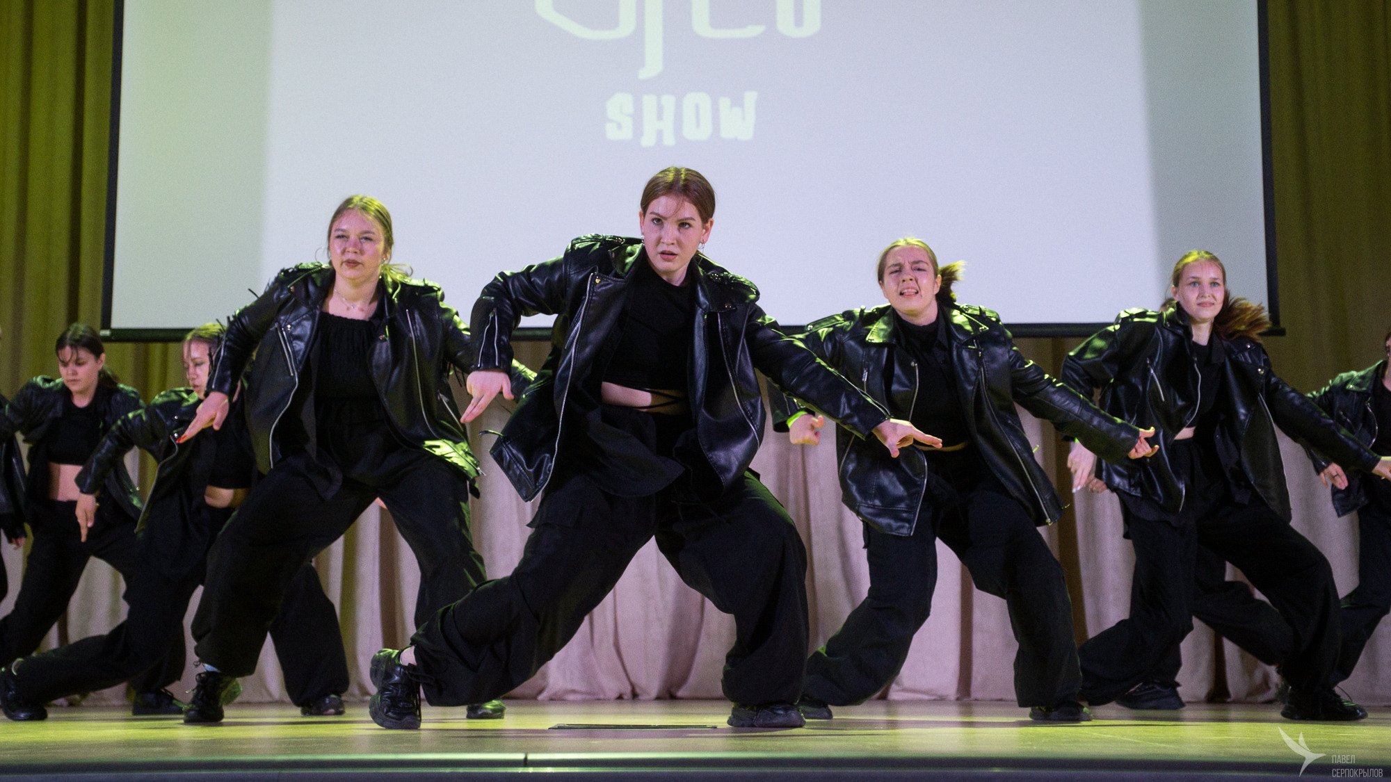 Отчетный концерт танцевальной школы YouDancer. Репортажный фотограф в Казани Павел Серпокрылов