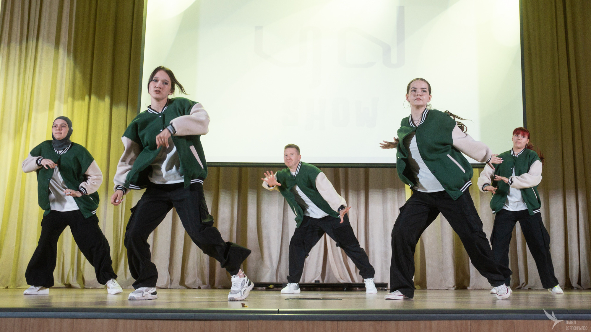 Отчетный концерт танцевальной школы YouDancer. Репортажный фотограф в Казани Павел Серпокрылов