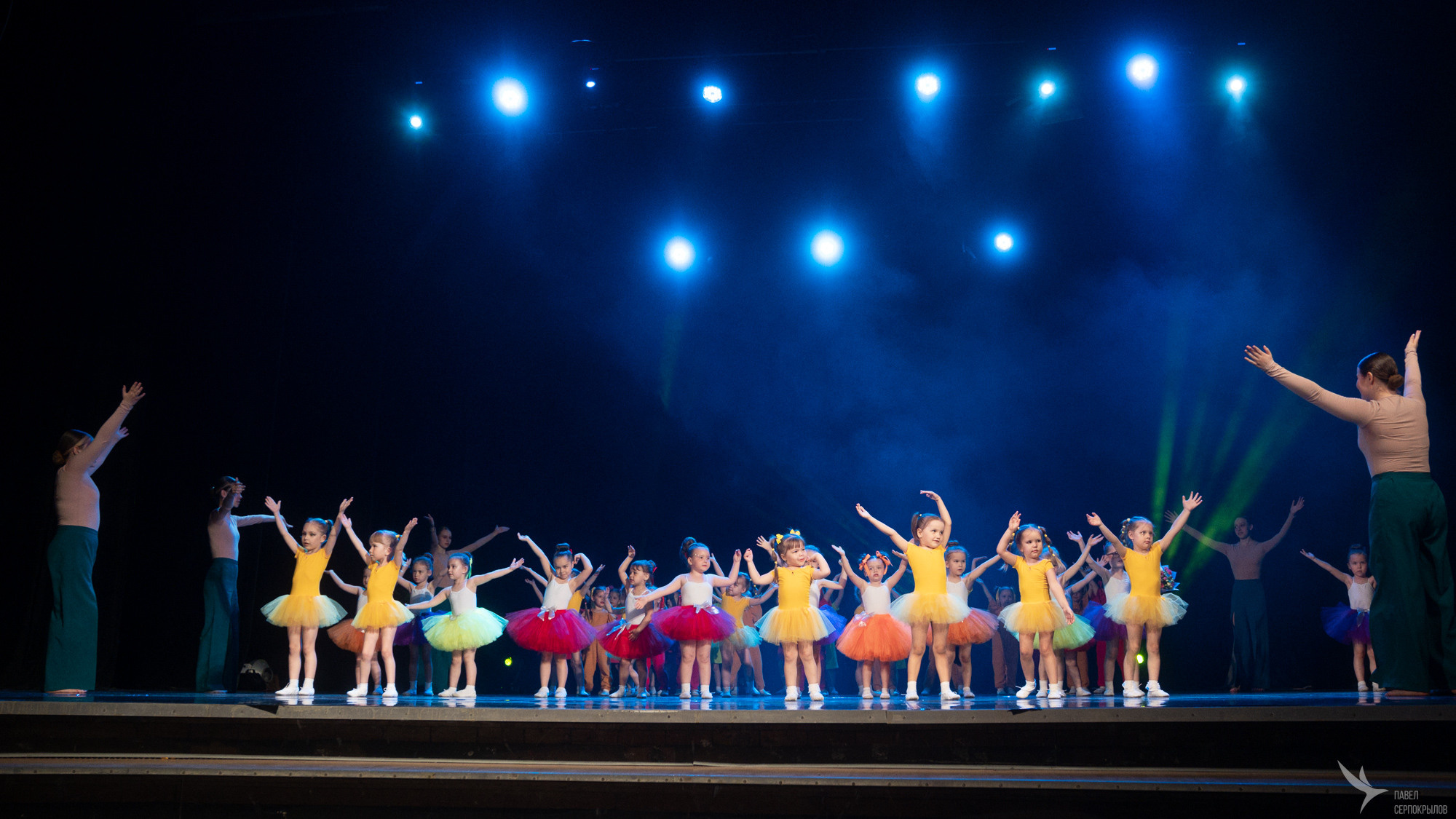 Отчетный концерт Студии Танцев GRÂCE. Репортажный фотограф в Казани Павел Серпокрылов