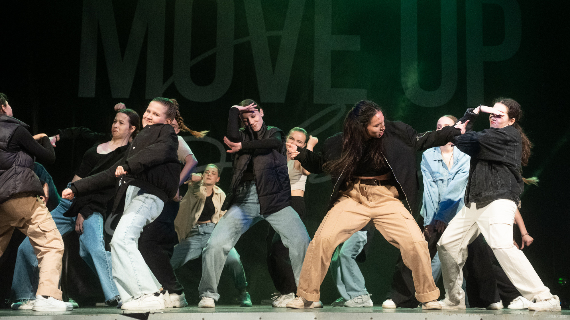 MOVE UP. Репортажный фотограф в Казани Павел Серпокрылов