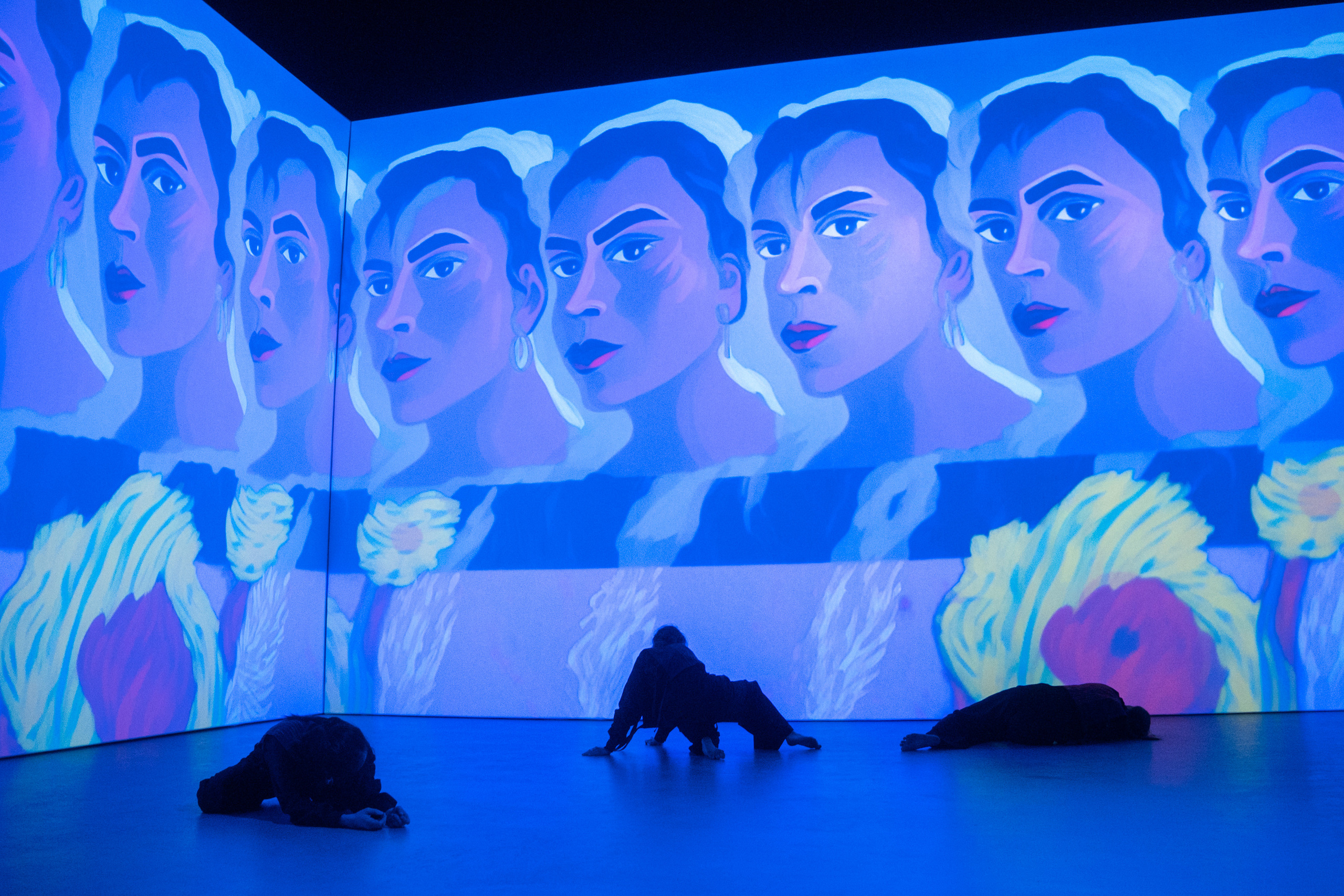 Мультимедийно-пластический перформанс Отражение. Репортажный фотограф в Казани Павел Серпокрылов