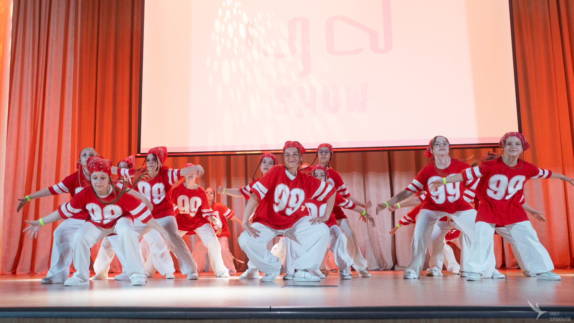 Отчетный концерт танцевальной школы YouDancer. Репортажный фотограф в Казани Павел Серпокрылов