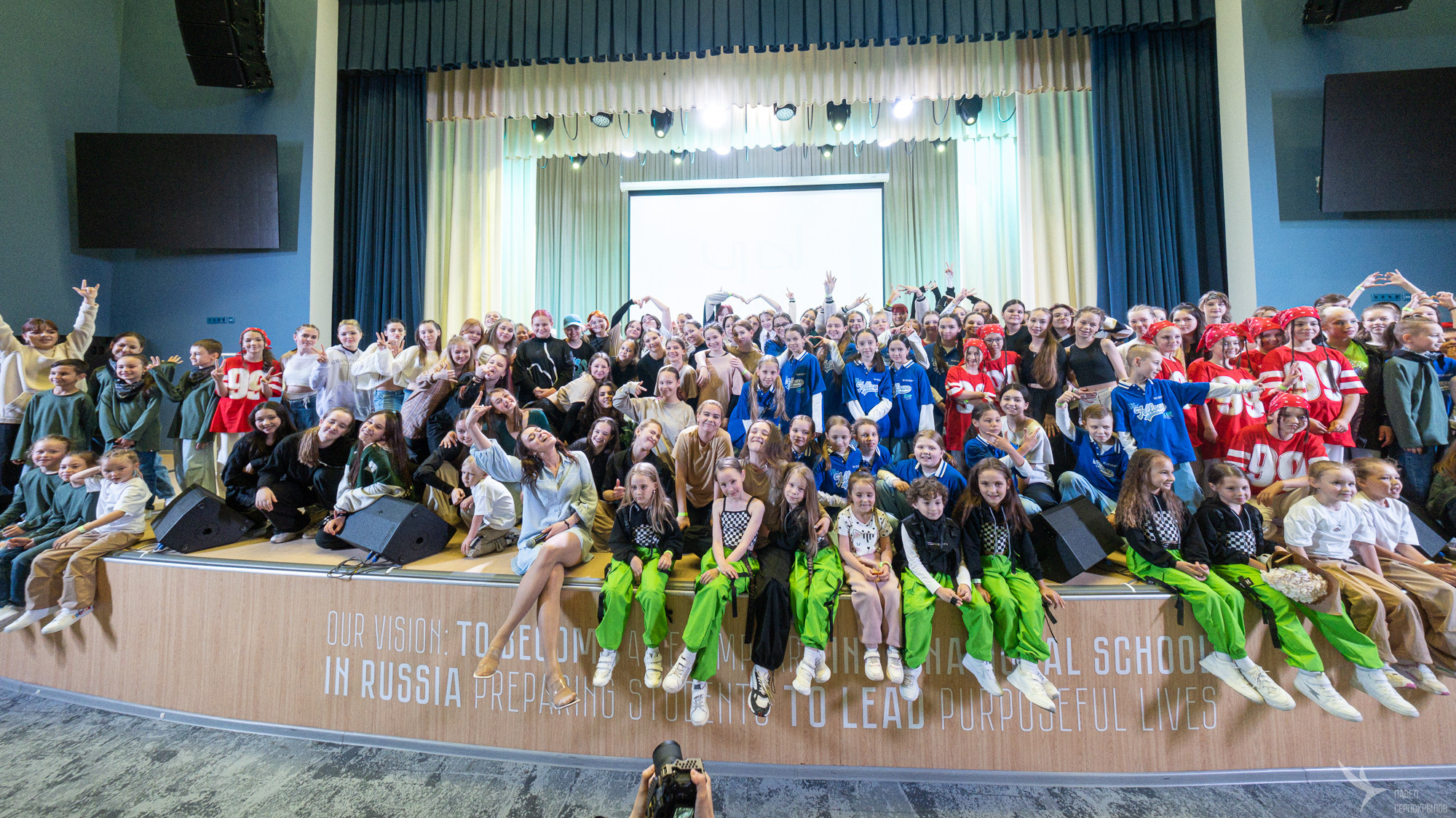 Отчетный концерт танцевальной школы YouDancer. Репортажный фотограф в Казани Павел Серпокрылов