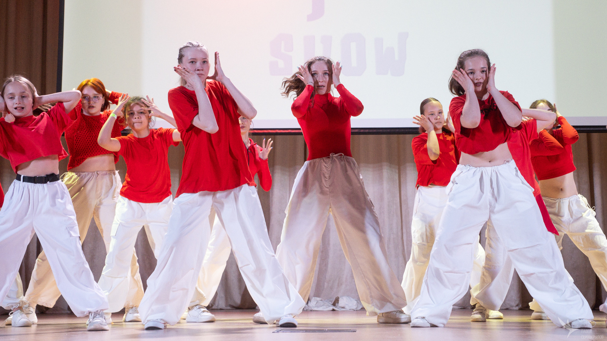 Отчетный концерт танцевальной школы YouDancer. Репортажный фотограф в Казани Павел Серпокрылов