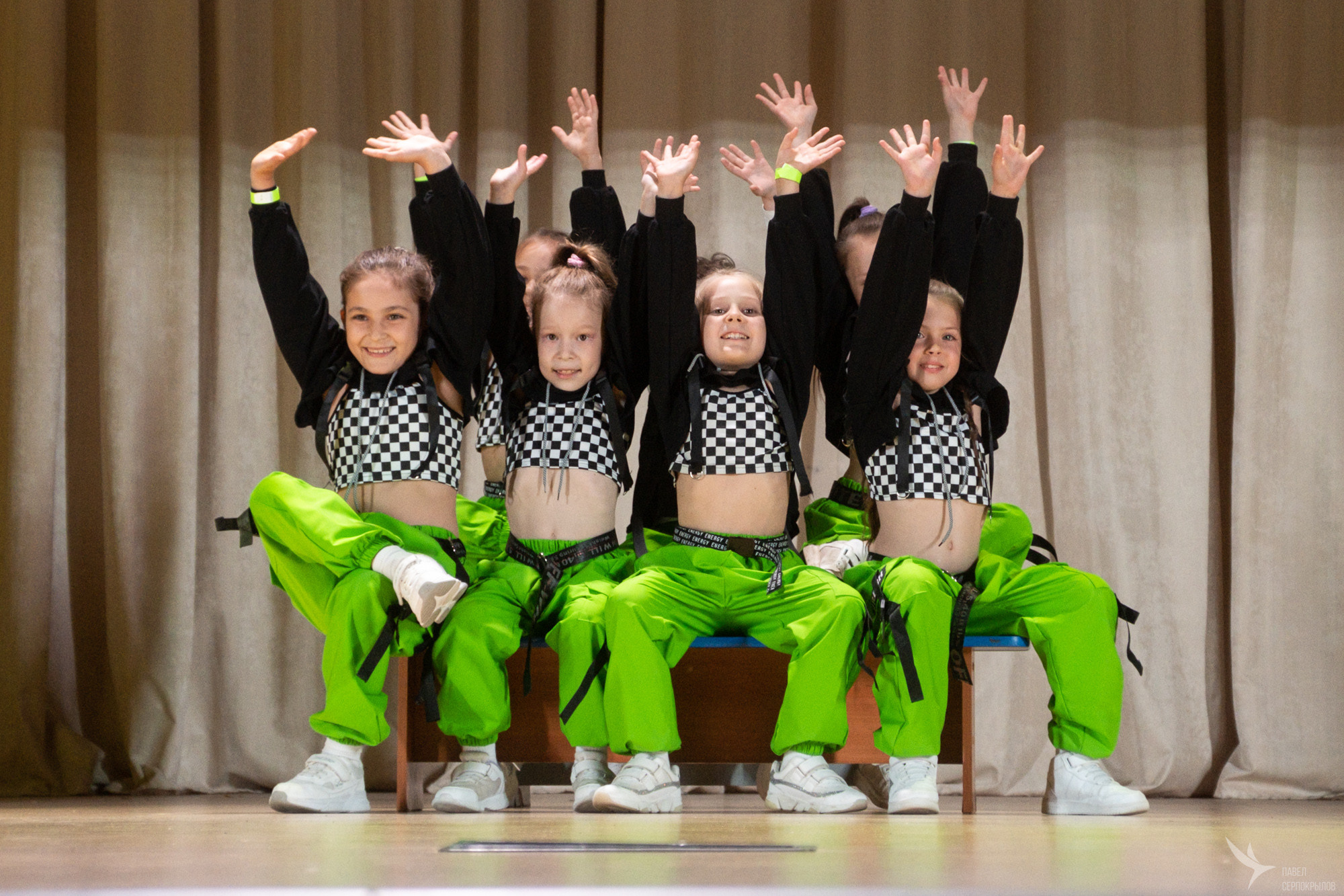 Отчетный концерт танцевальной школы YouDancer. Репортажный фотограф в Казани Павел Серпокрылов