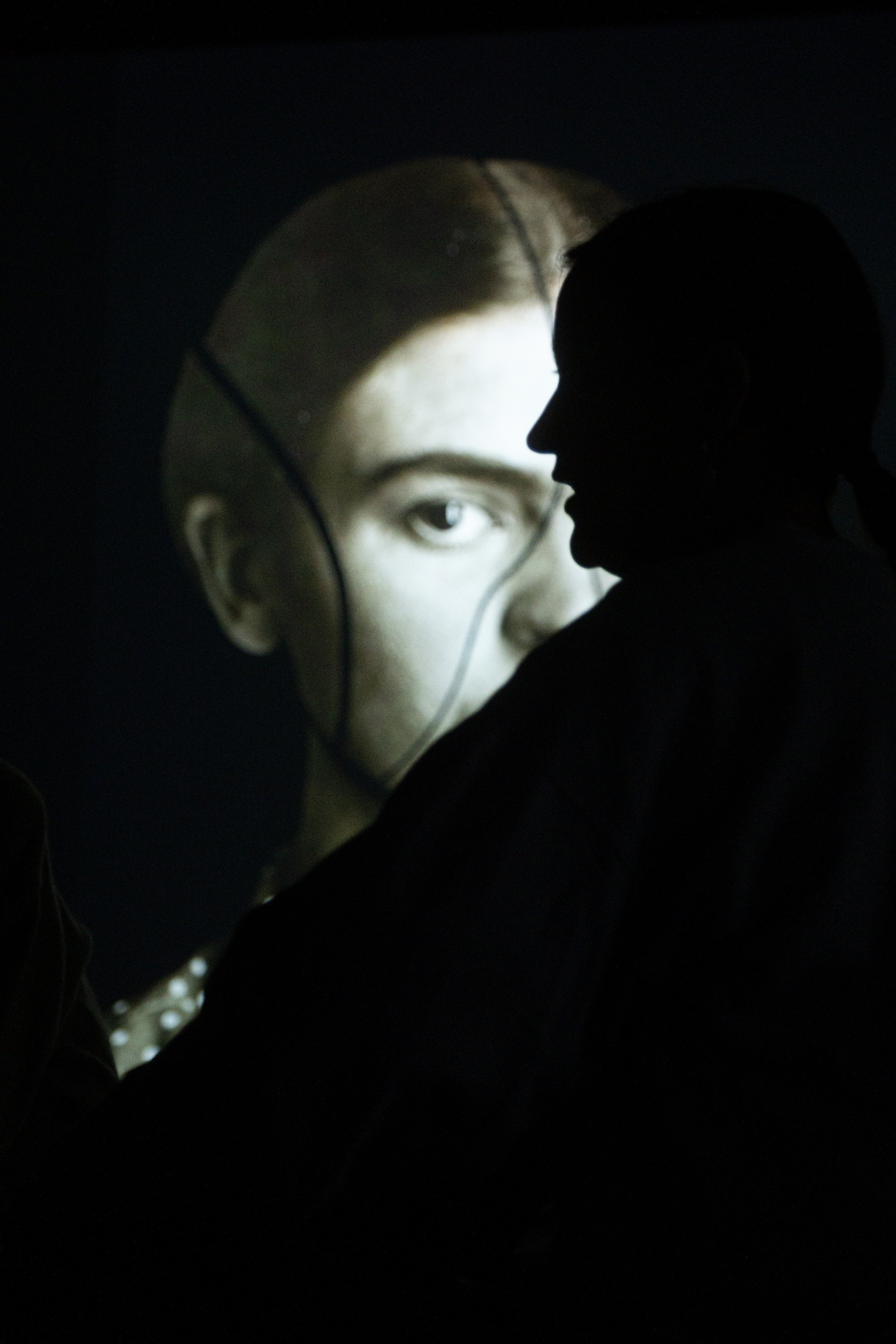 Мультимедийно-пластический перформанс Отражение. Репортажный фотограф в Казани Павел Серпокрылов