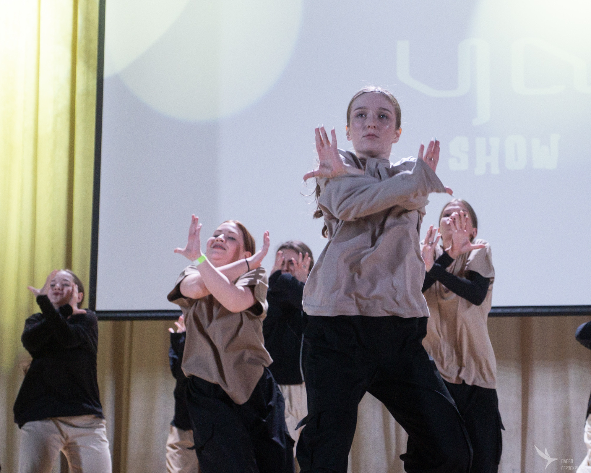 Отчетный концерт танцевальной школы YouDancer. Репортажный фотограф в Казани Павел Серпокрылов