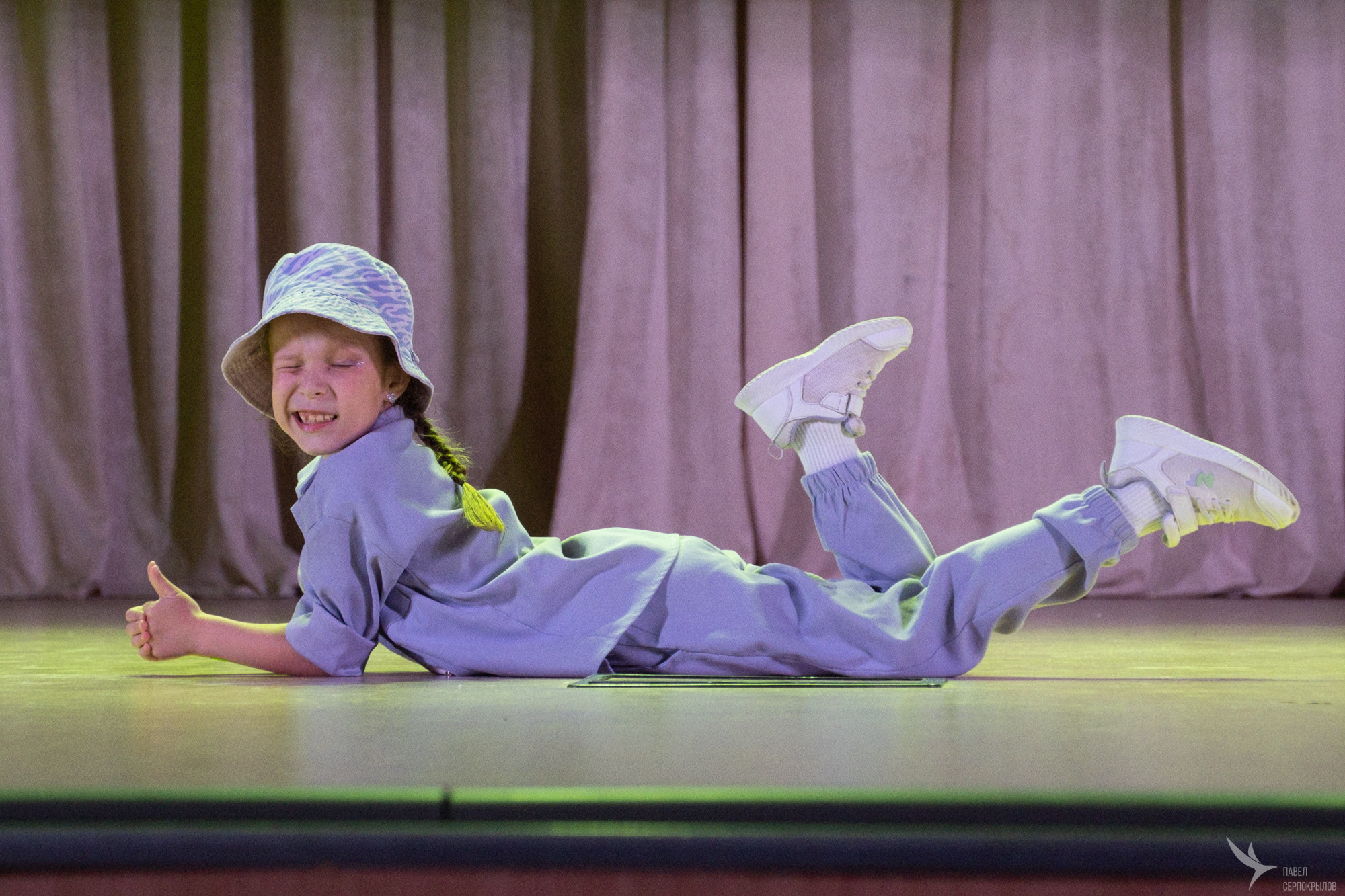 Отчетный концерт танцевальной школы YouDancer. Репортажный фотограф в Казани Павел Серпокрылов