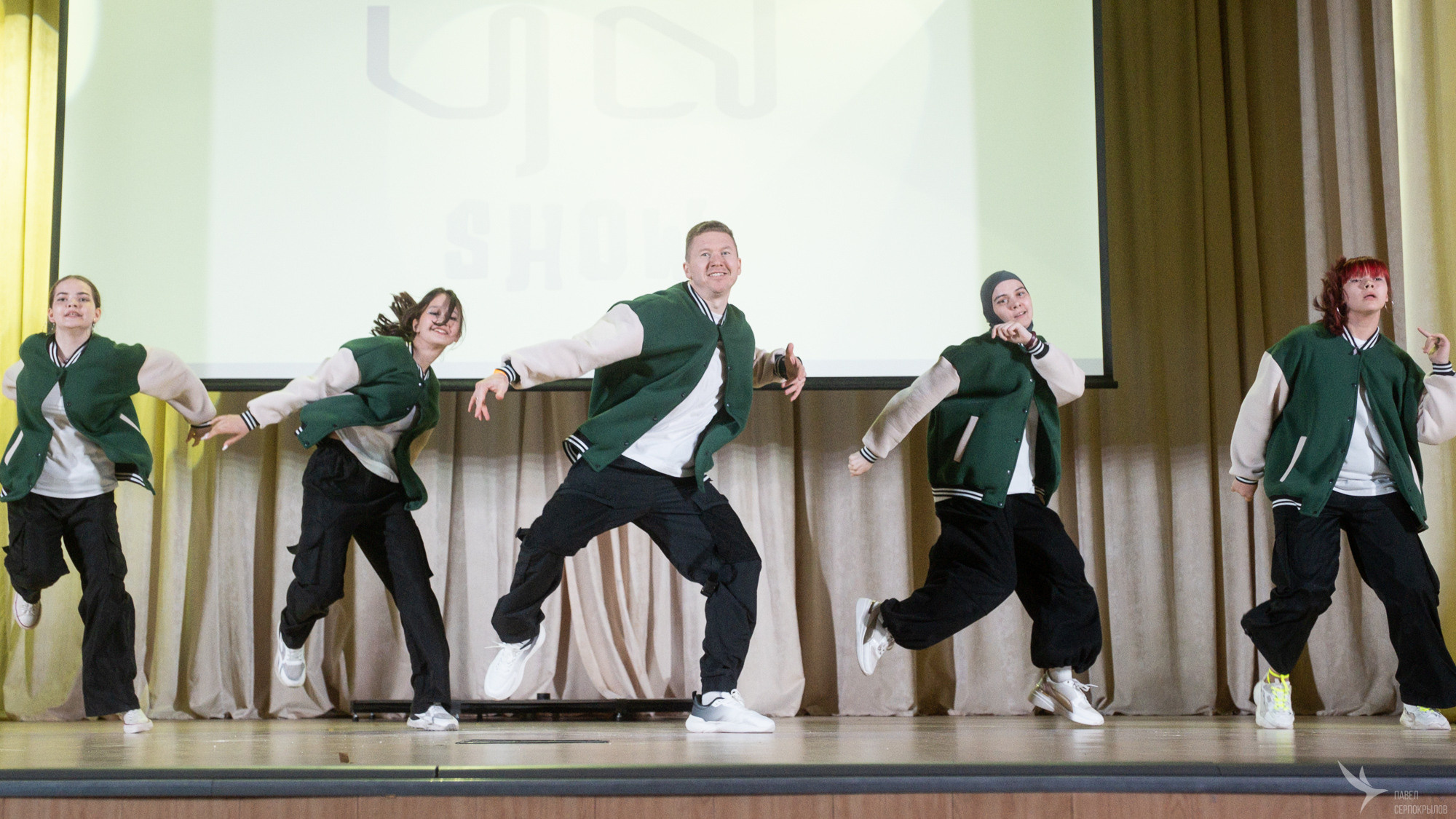 Отчетный концерт танцевальной школы YouDancer. Репортажный фотограф в Казани Павел Серпокрылов