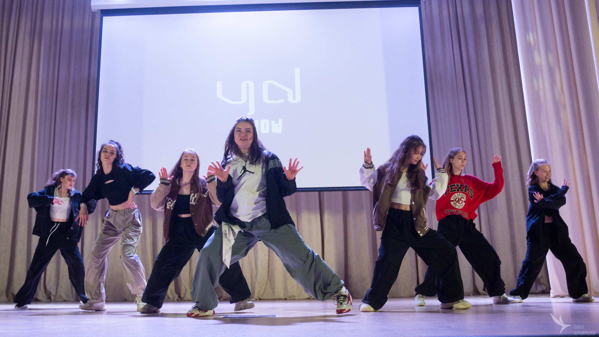 Отчетный концерт танцевальной школы YouDancer. Репортажный фотограф в Казани Павел Серпокрылов