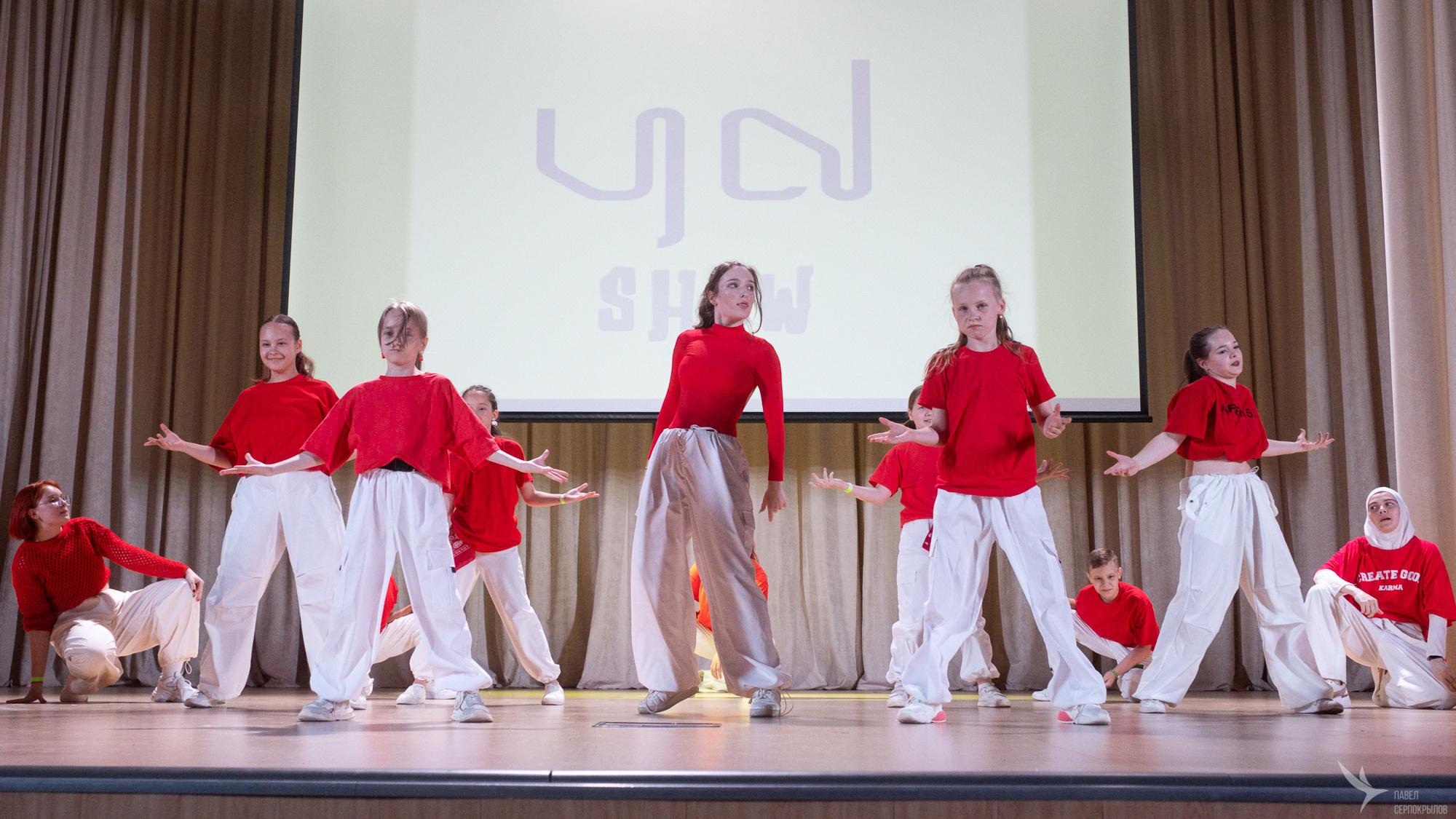 Отчетный концерт танцевальной школы YouDancer. Репортажный фотограф в Казани Павел Серпокрылов