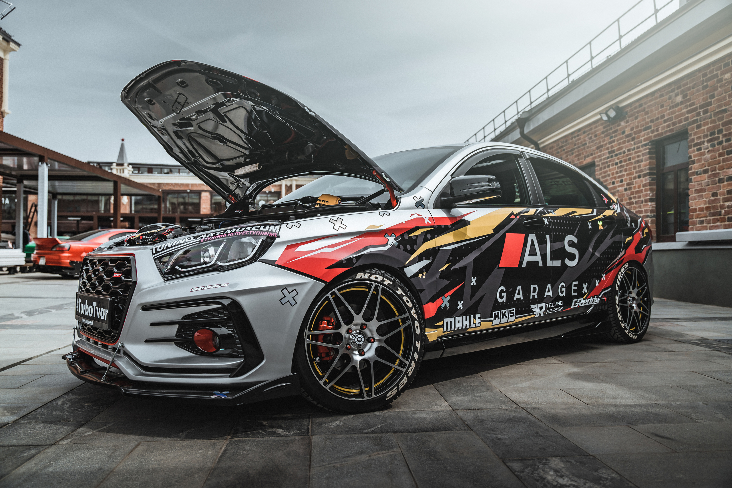 CARS. Видеограф и Фотограф в Москве