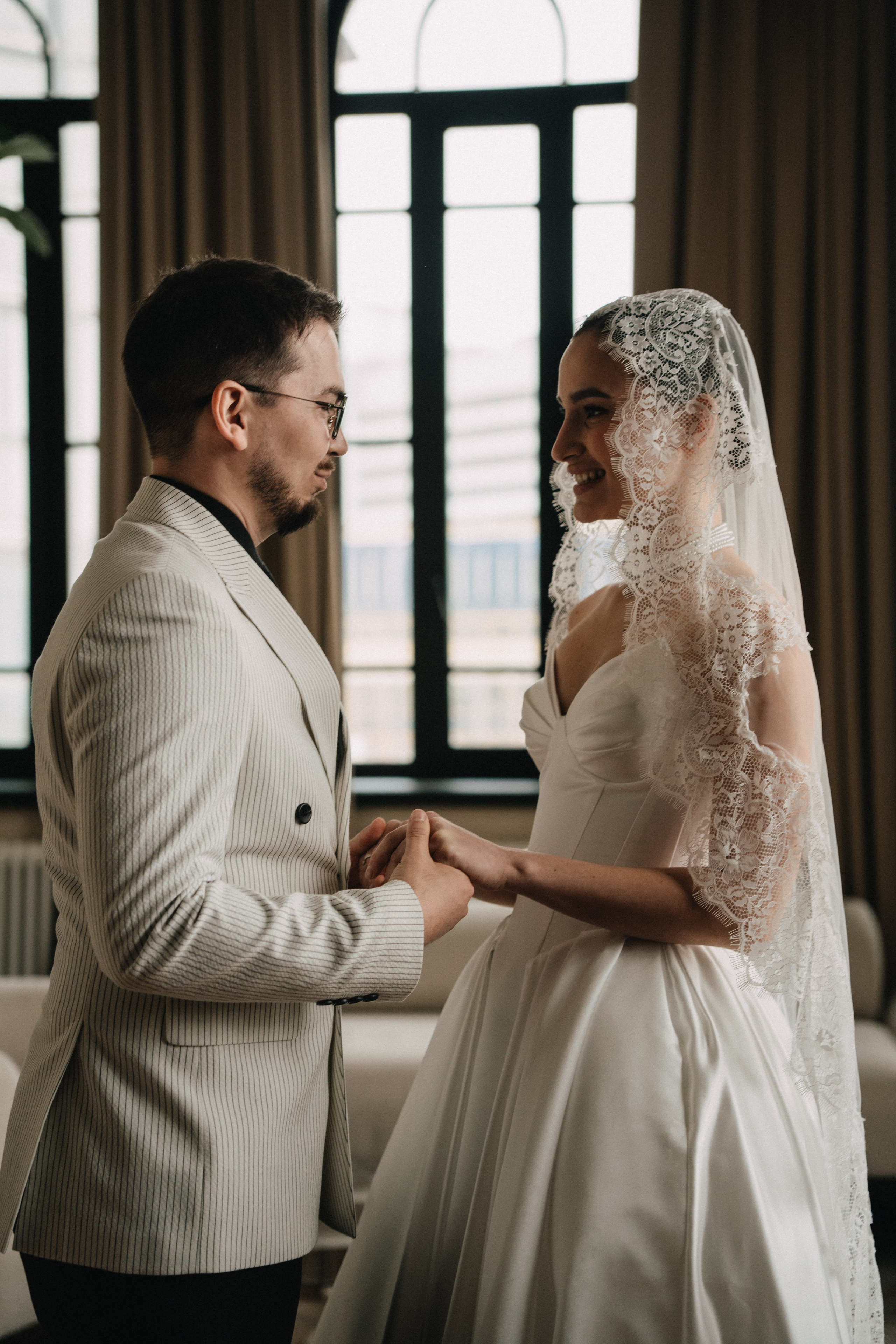 Свадебная фотосессия в Санкт-Петербурге. Утро невесты. особняк Балинского. Федосова Елизавета - свадебный фотограф СПб.