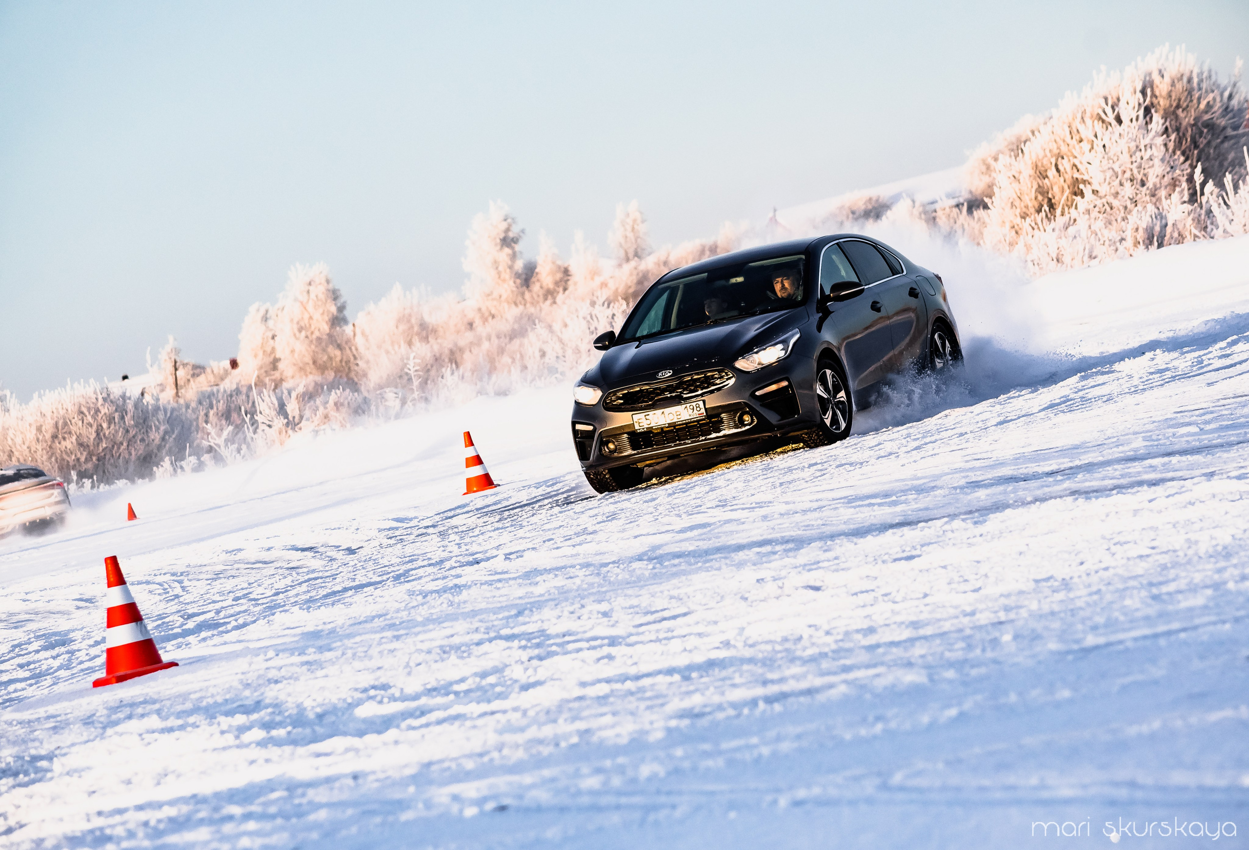 Контраварийная практика вождения автомобиля. Мотофотограф в Санкт-Петербурге Мария Скурская