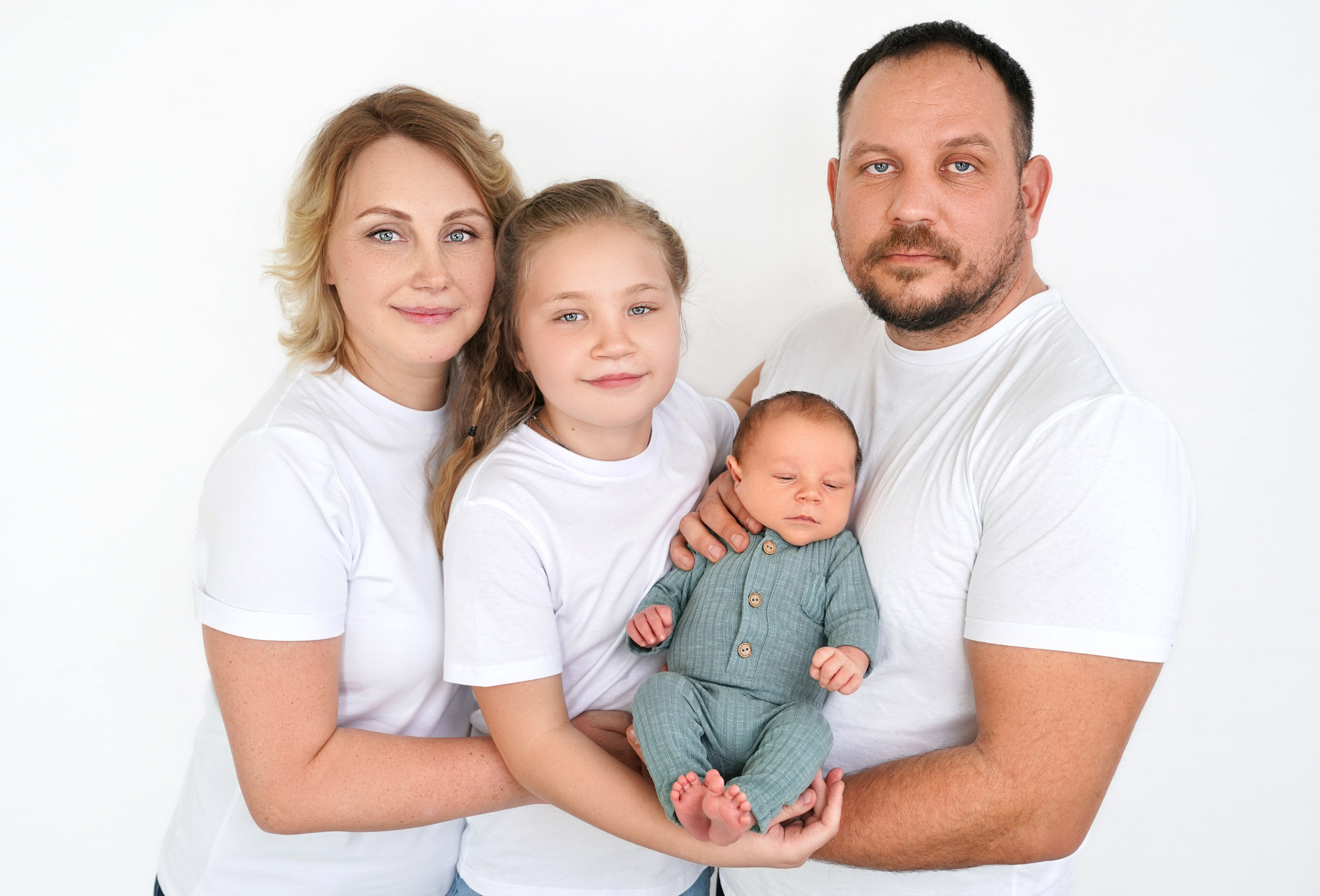 Новорожденные. Фотограф новорожденных, детей до года и беременных в Симферополе