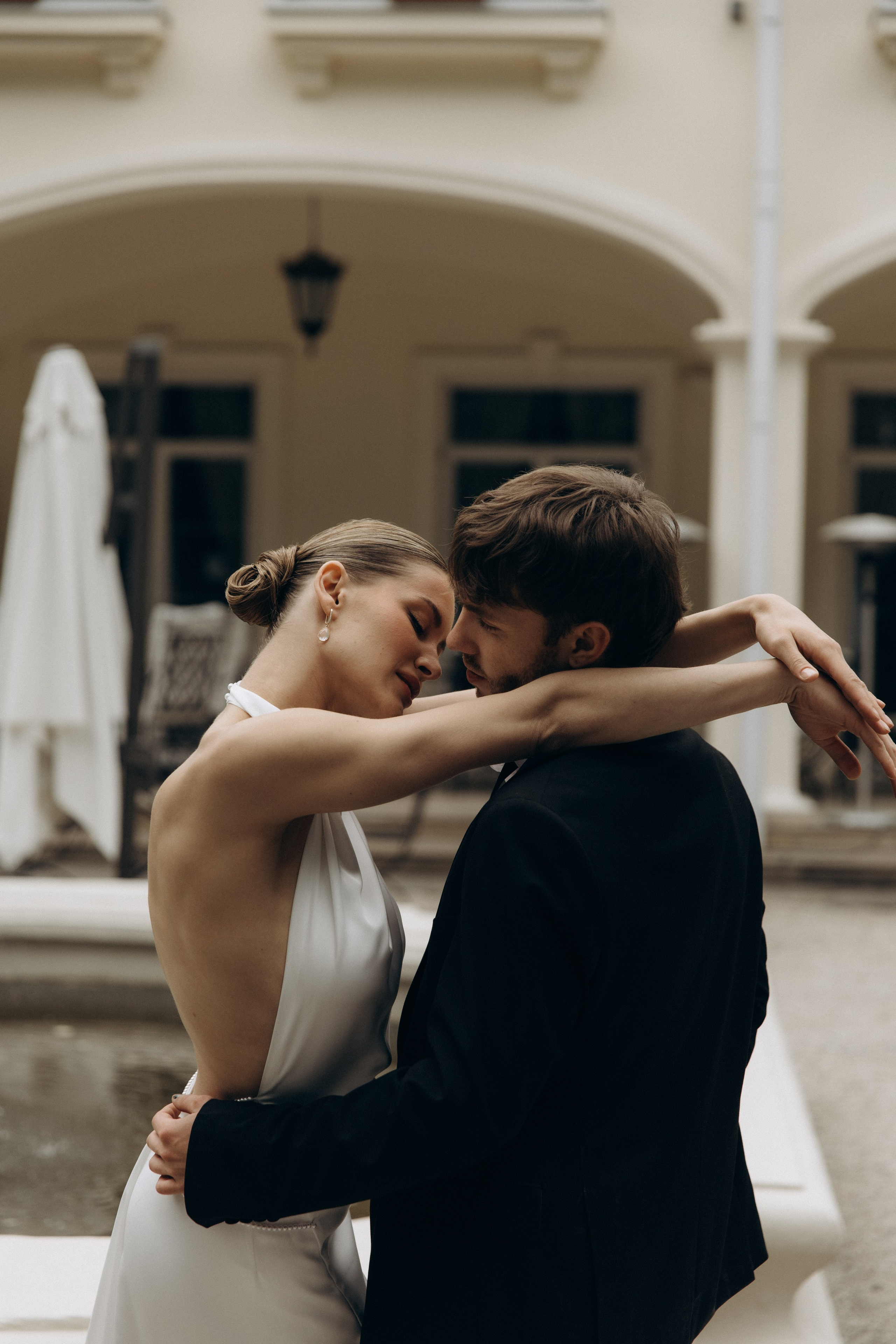 Свадебная фотосессия с ретро-автомобилем. Свадебный фотограф Москва Павел Фетисов