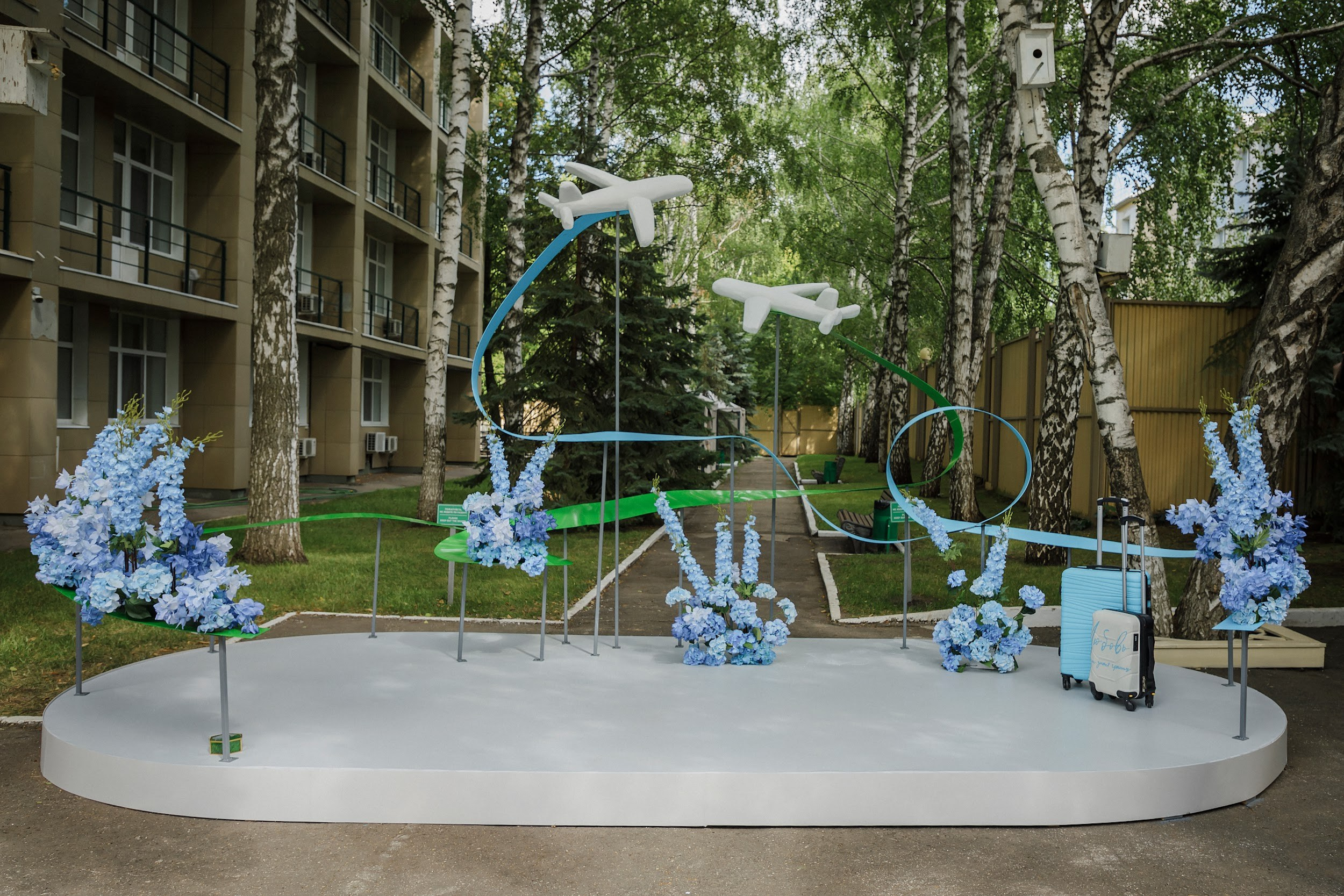 САМОЛЁТЫ. ЛЮБОВЬ НЕ ЗНАЕТ ГРАНИЦ…