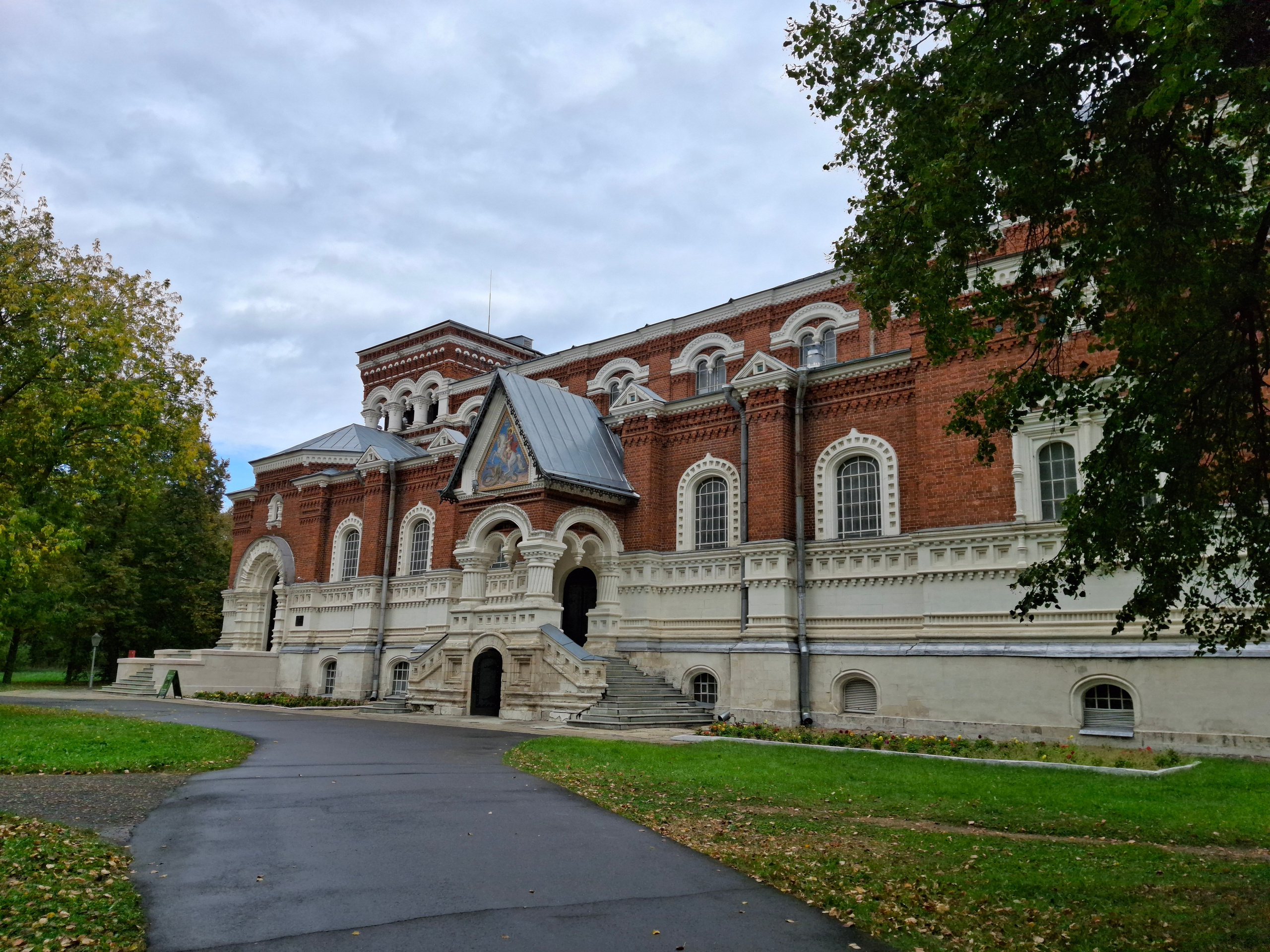 Гусь-Хрустальный. 19 сентября 2025. Игорь Жучков. Россия увиденная глазами путешествующего фотографа