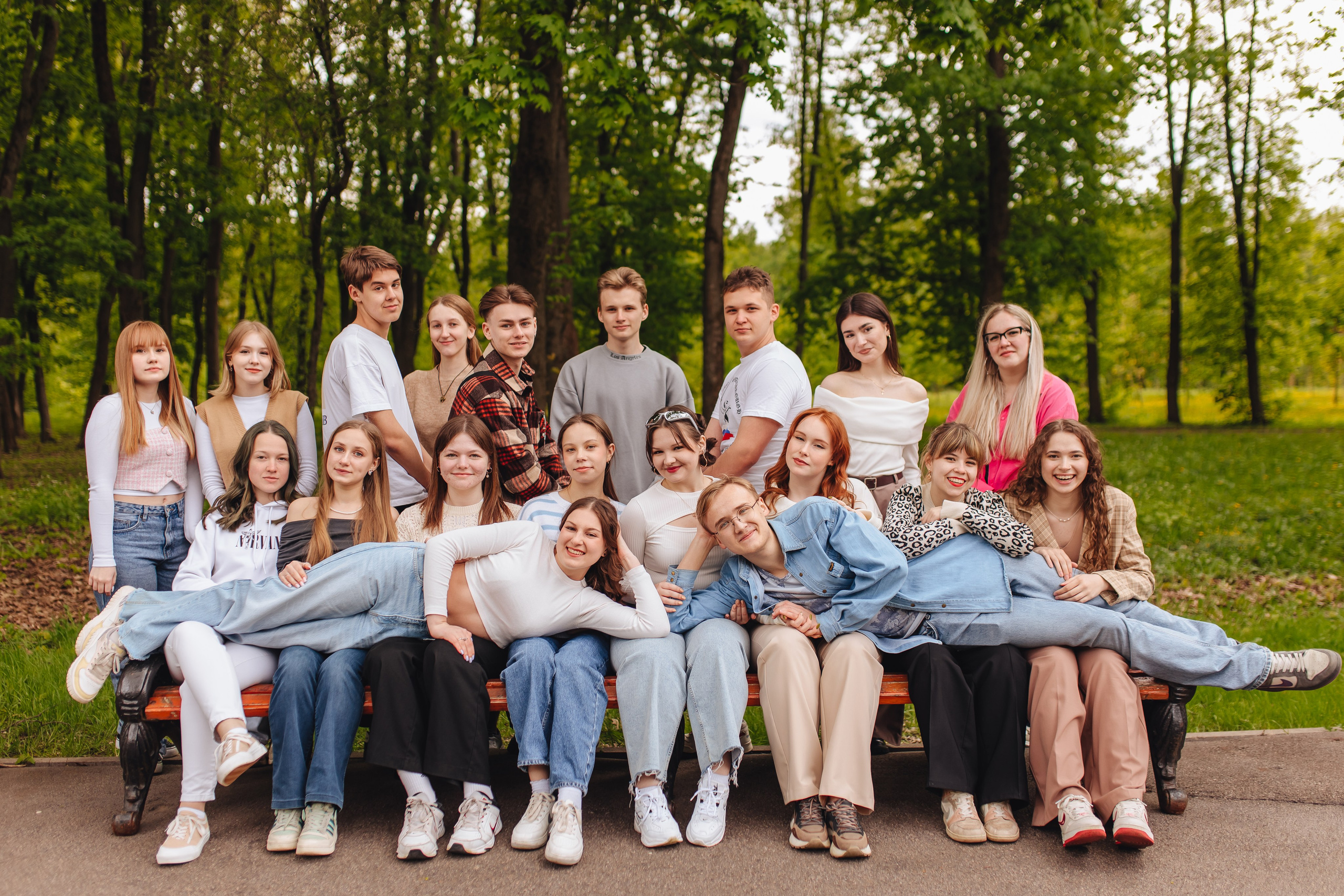 11 класс в парке. Свадебный и семейный фотограф в Туле и области Маша Костина