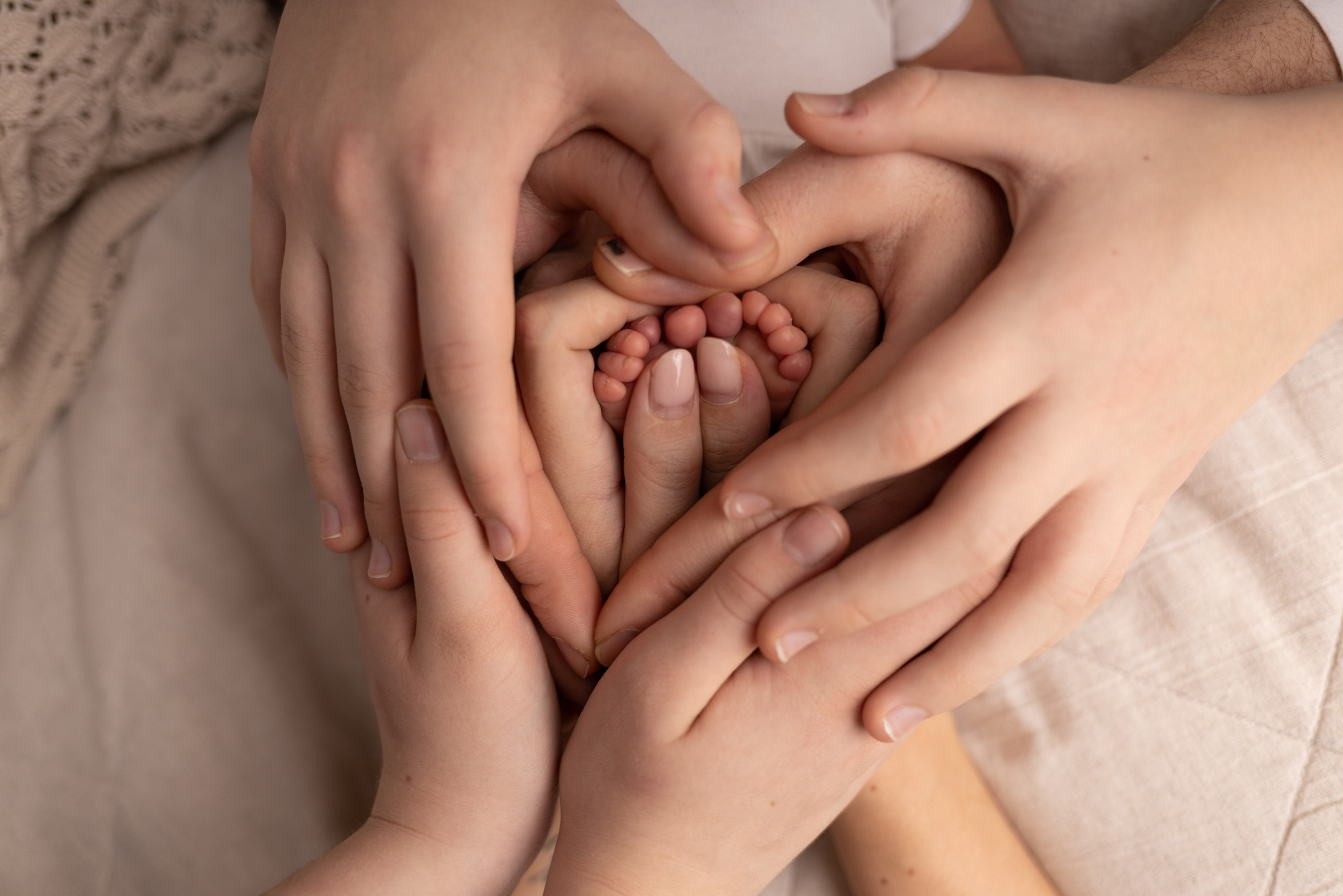 Newborn съемка в стиле Лайф. Фотограф новорожденных малышей в Омске и Омской области Эльвира Камаева