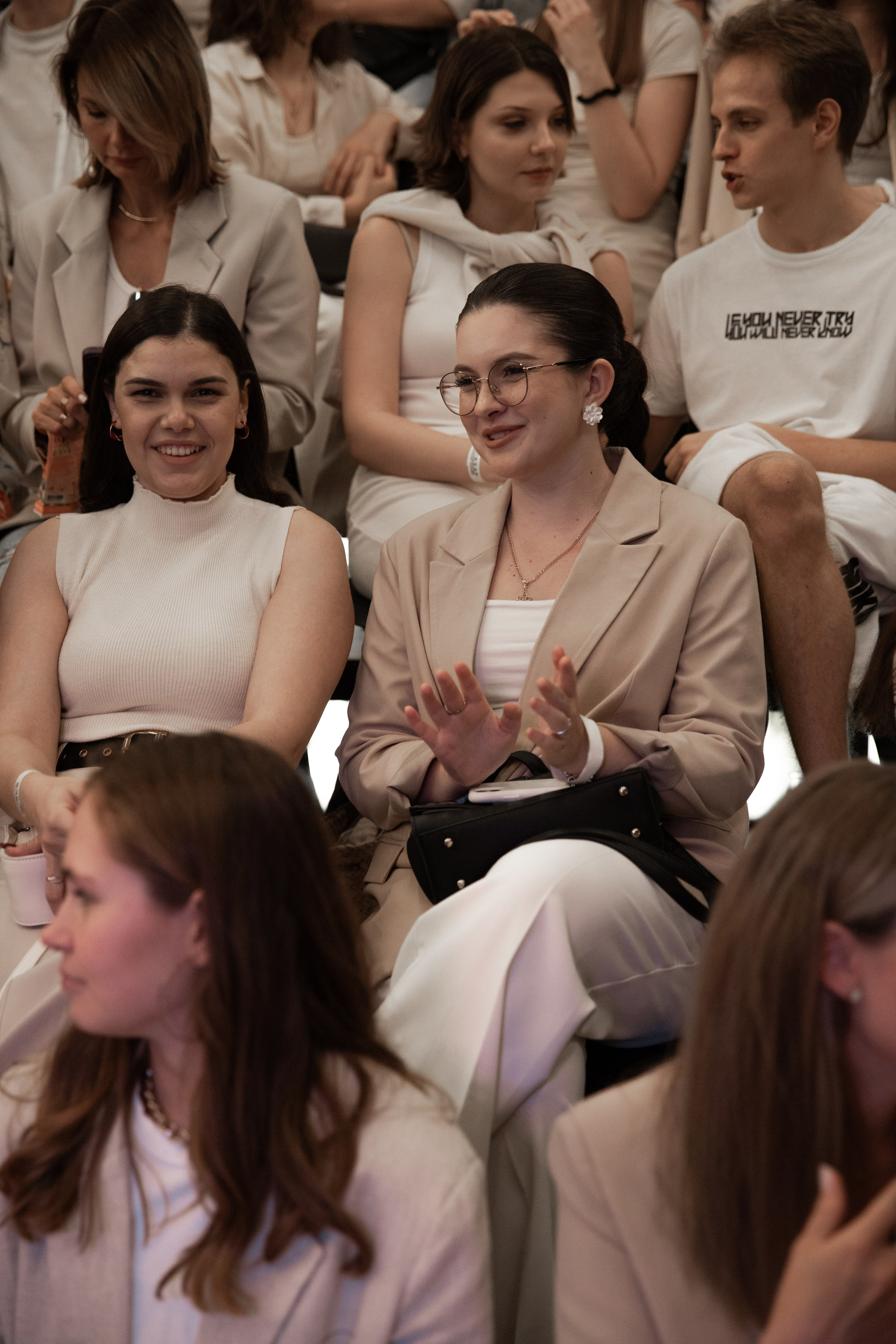 Полина Маришова | Оффлайн Тренинг по речи и голосу. Фотограф брендов и бизнеса в Москве Алексей Сентюрин