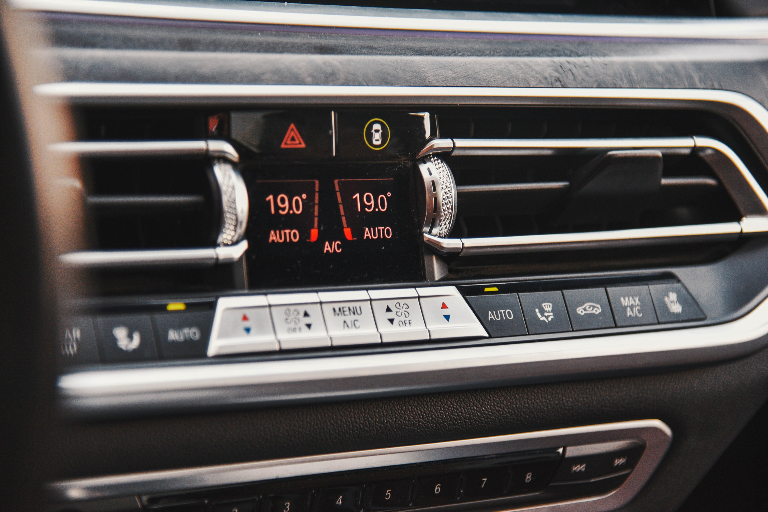 Фотографии BMW X7 в&nbsp;Новосибирске. Автомобильный фотограф Чанчин Владимир