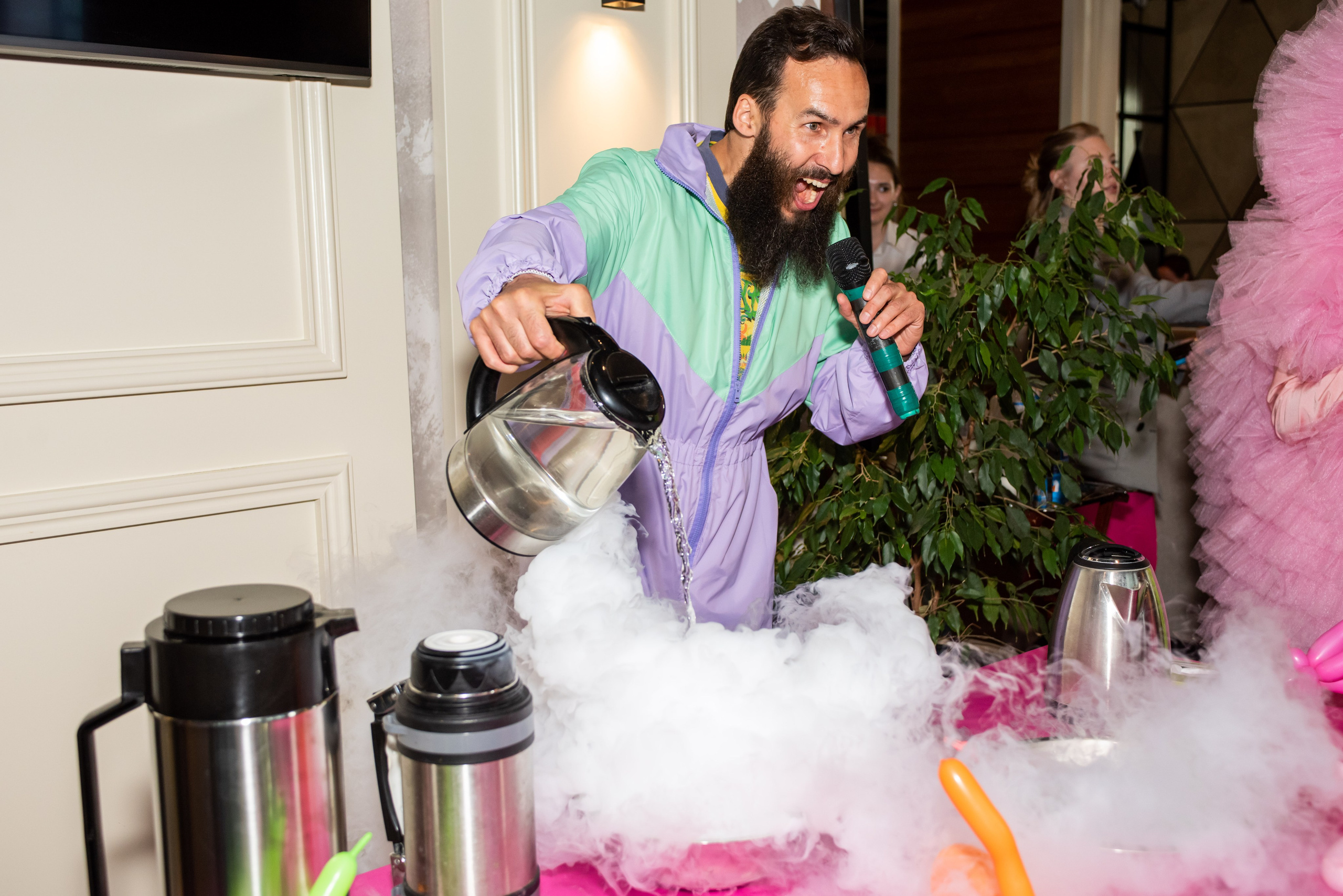 День защиты детей в ресторане «Булгур». Выпускные альбомы в Севастополе, Крыму и Екатеринбурге