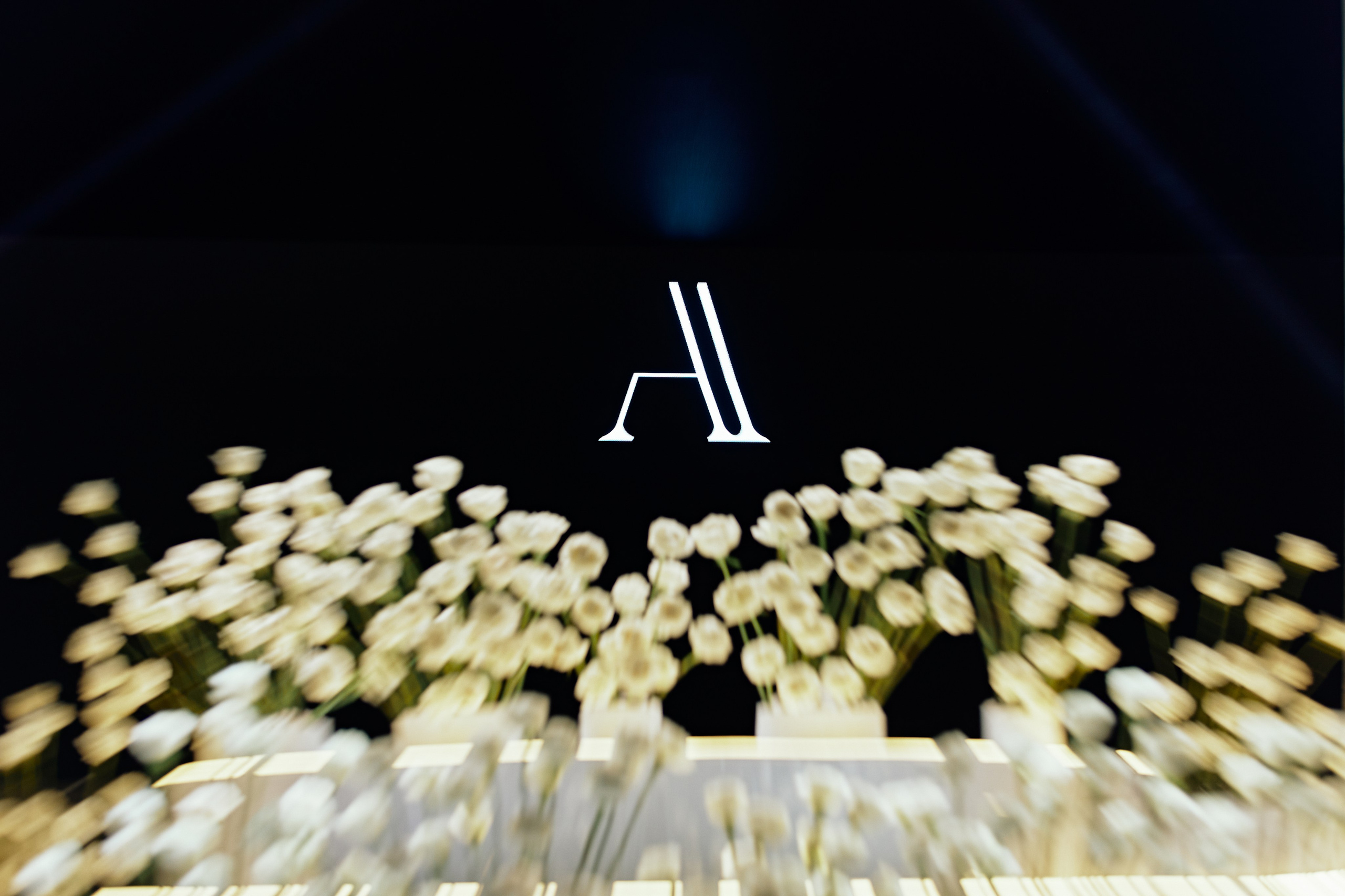 A MIRROR IS ONLY A HEART. Дмитрий Мазуркевич: Профессиональный Репортажный Фотограф