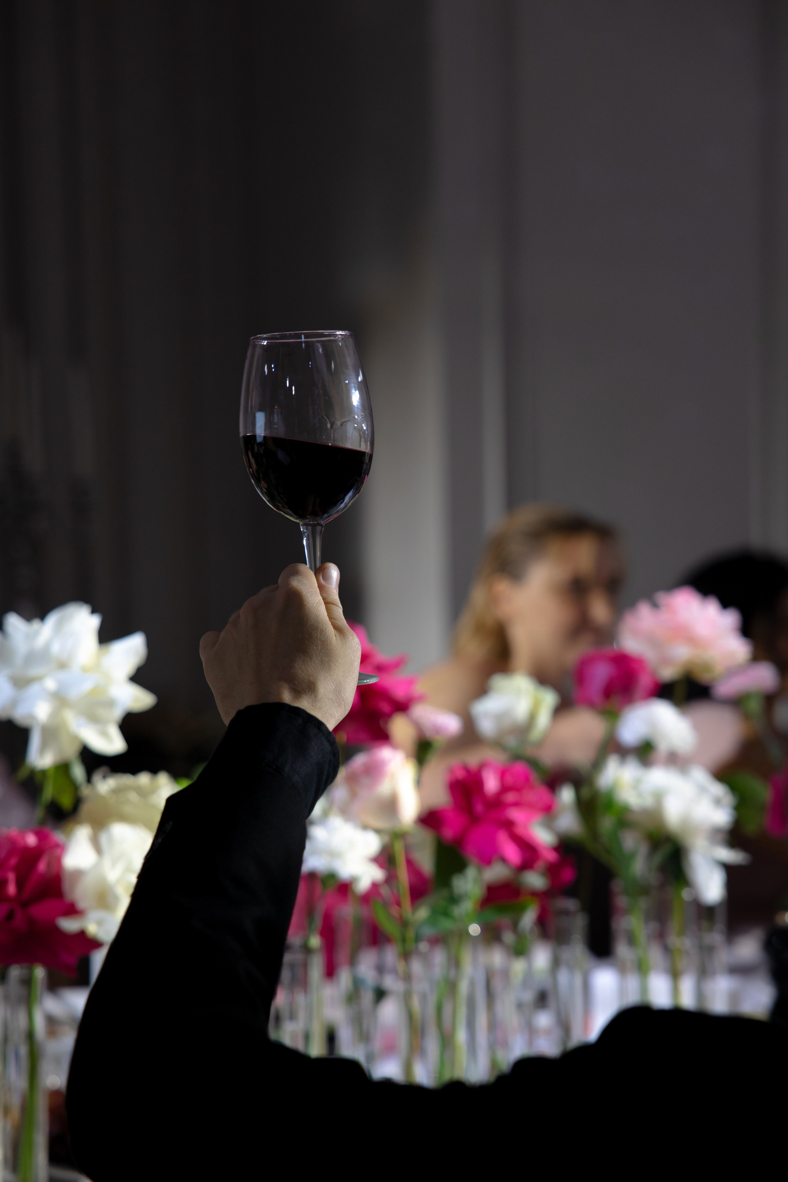 Танцы на столах. Свадебный фотограф в Москве и Балашихе