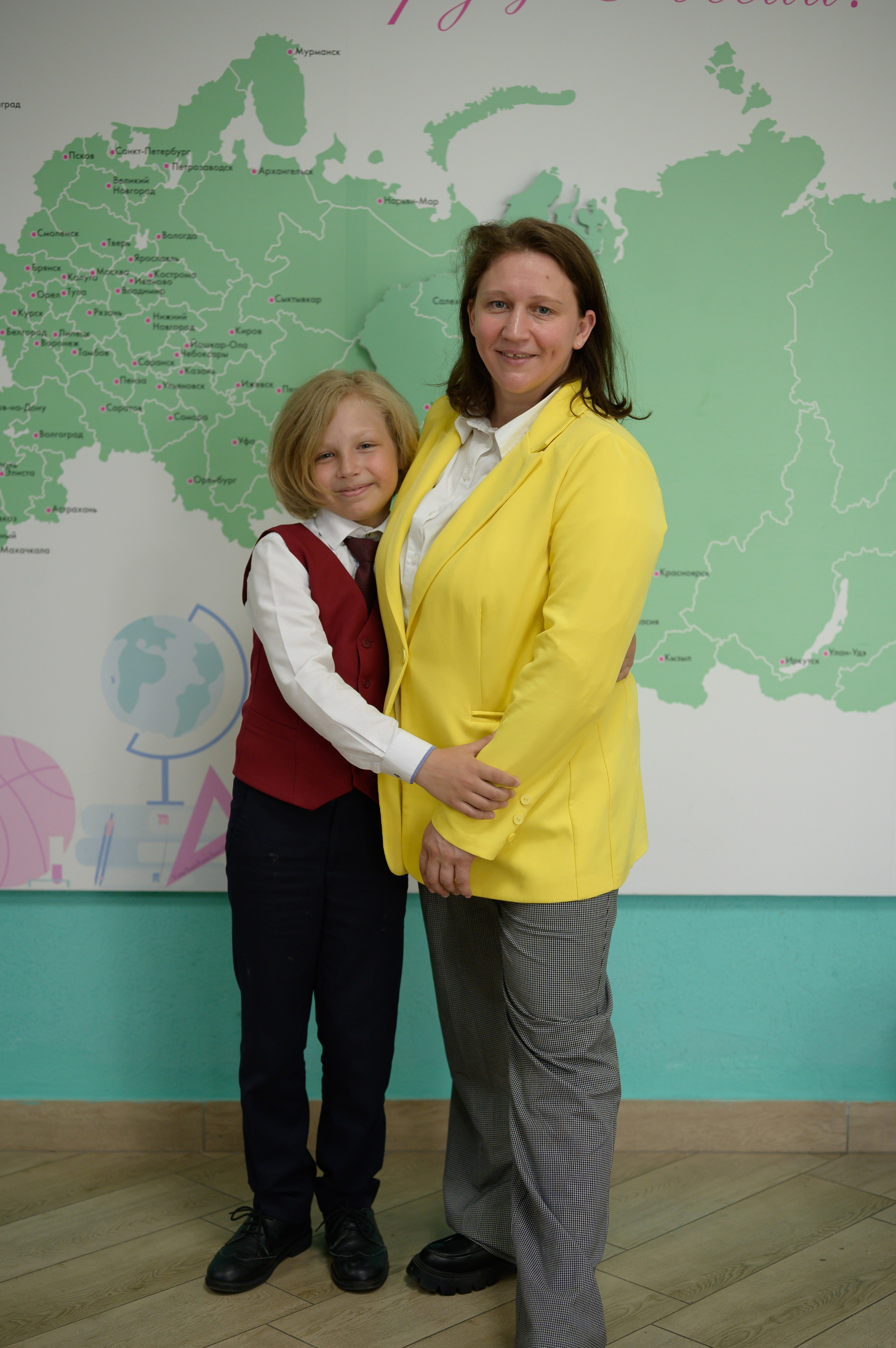 Выпускной 4Б гимназия № 16. Фотограф новорожденных, семейный детский в Тюмени Татьяна Морозова