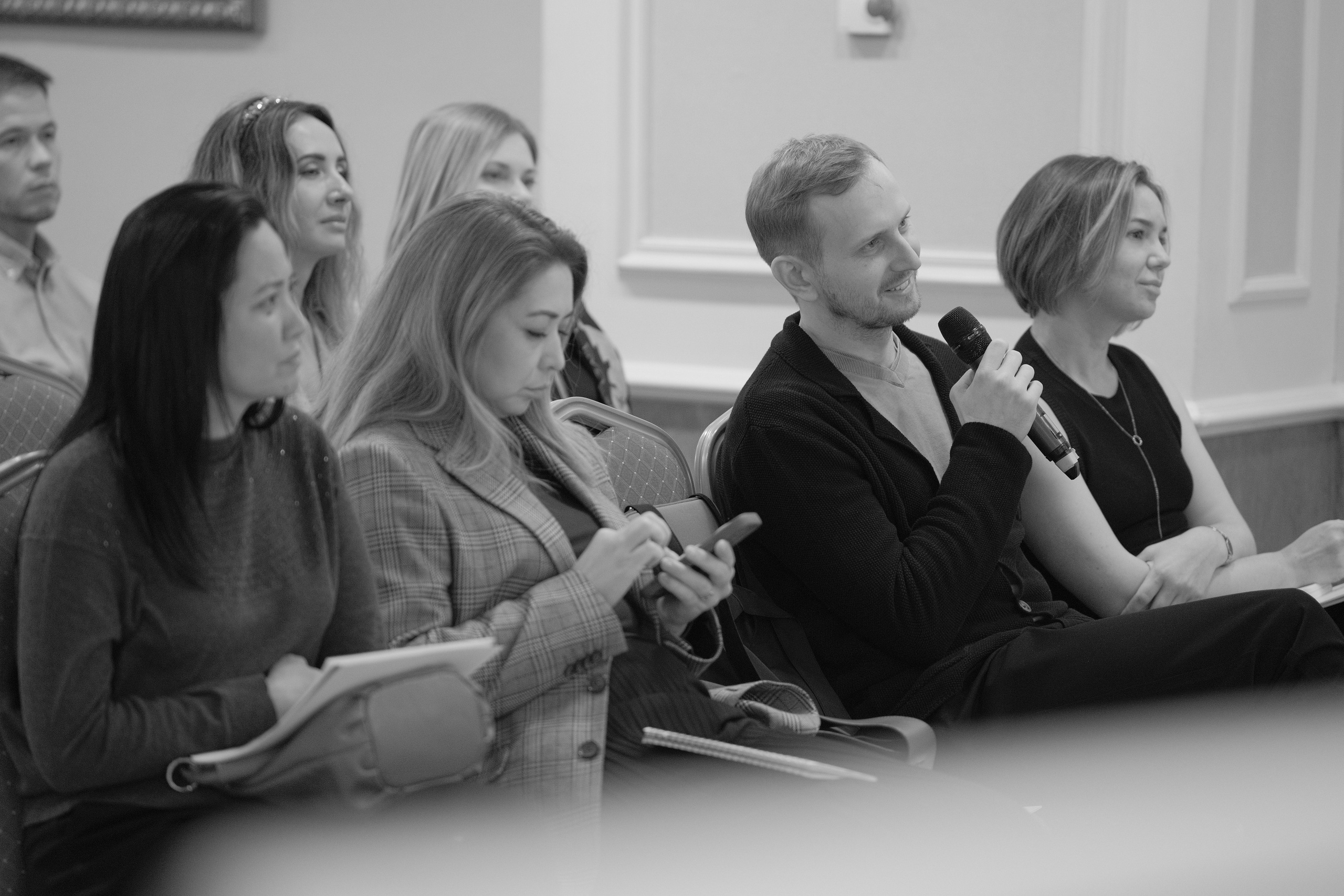 Репортажи. Портреты и репортажные съемки с душой: ваш уникальный момент в объективе Руфата, профессионального фотографа Алматы