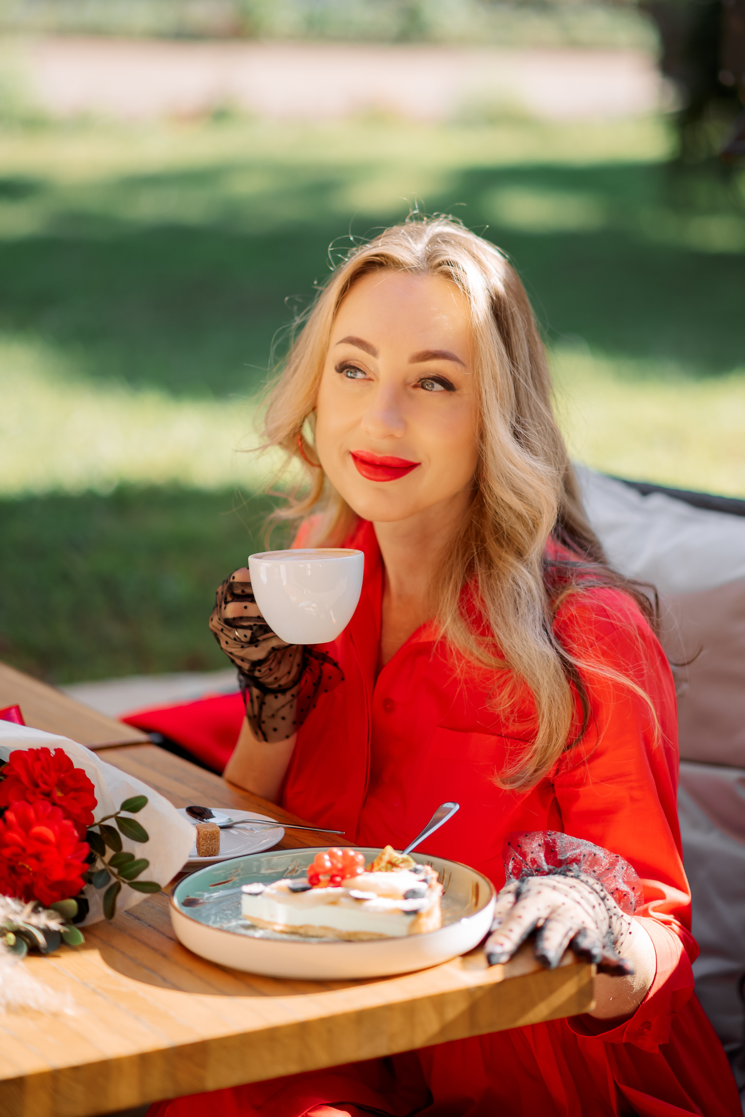 Съемка в кафе. Семейный и женский фотограф Лоо Краснодар Сочи Энем Татьяна Трибурт