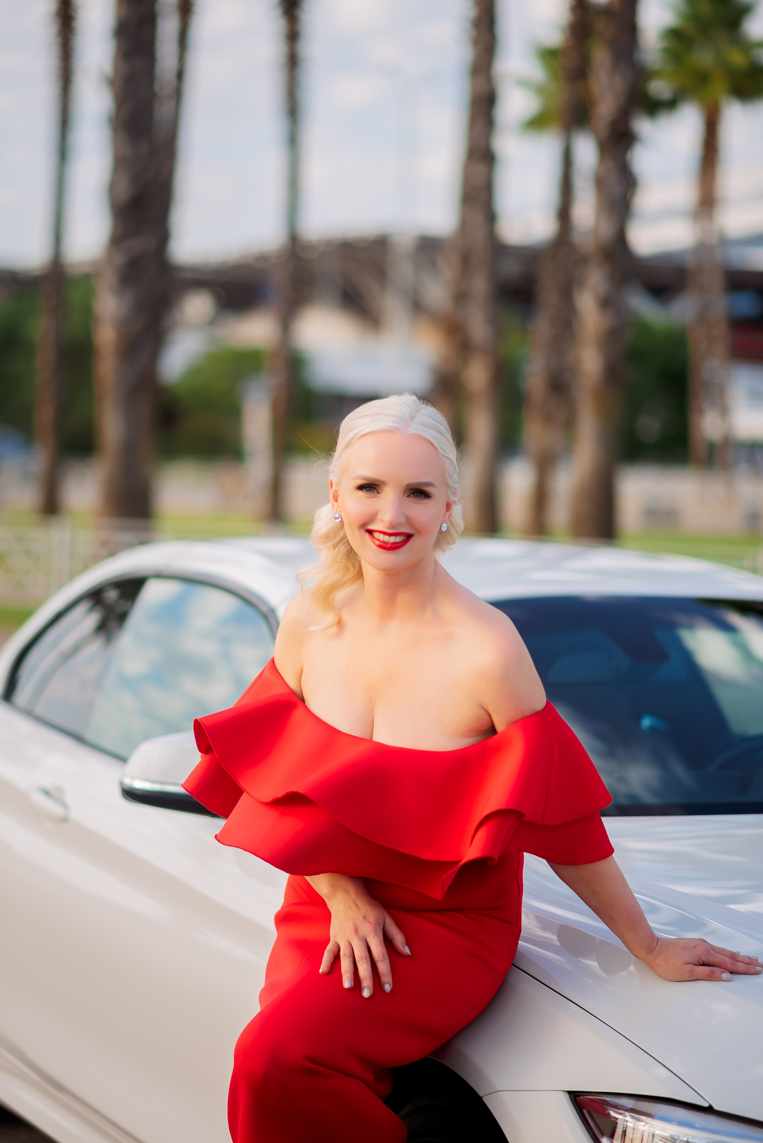 Фотосет с BMW. Семейный и женский фотограф Лоо Краснодар Сочи Энем Татьяна Трибурт