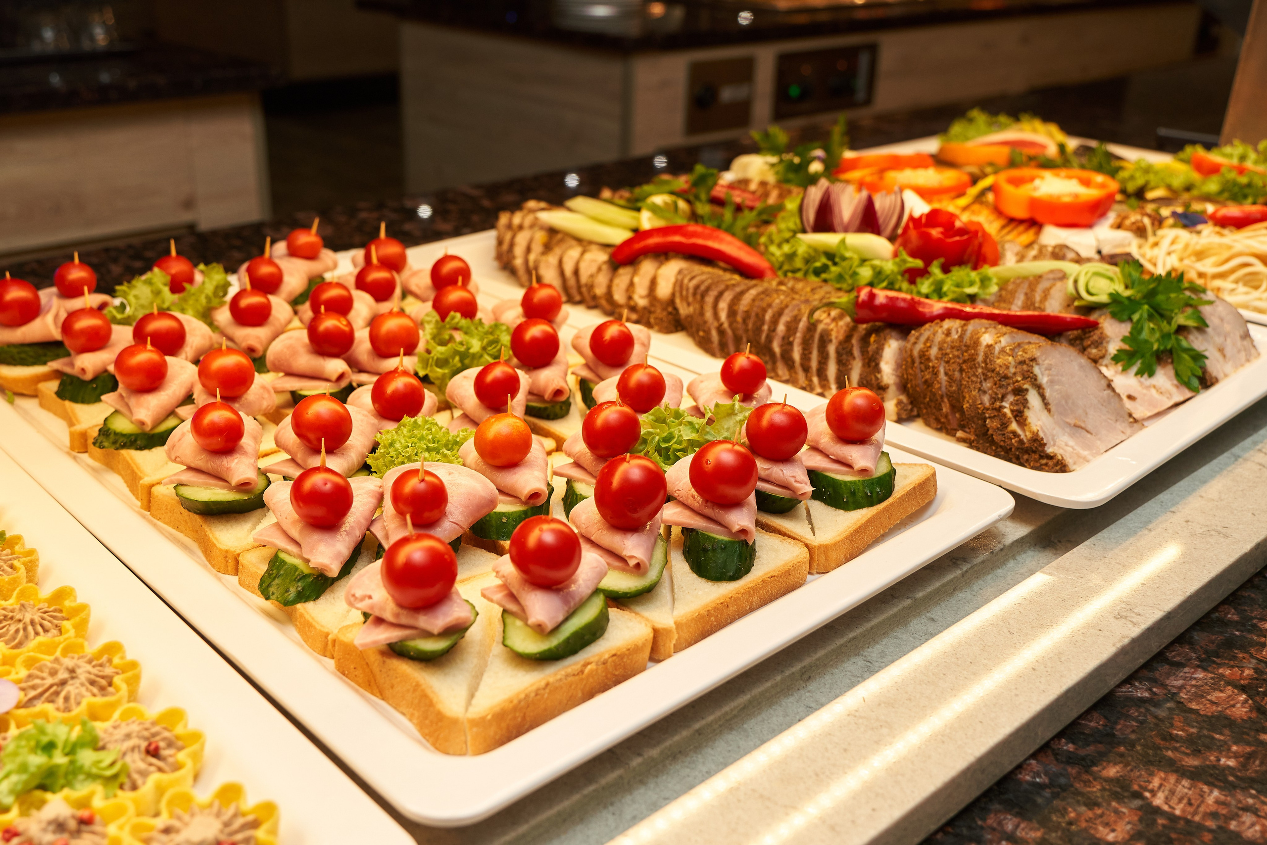 Фотографии шведских столов. Профессиональный фотограф в Анапе Артем Ковальский