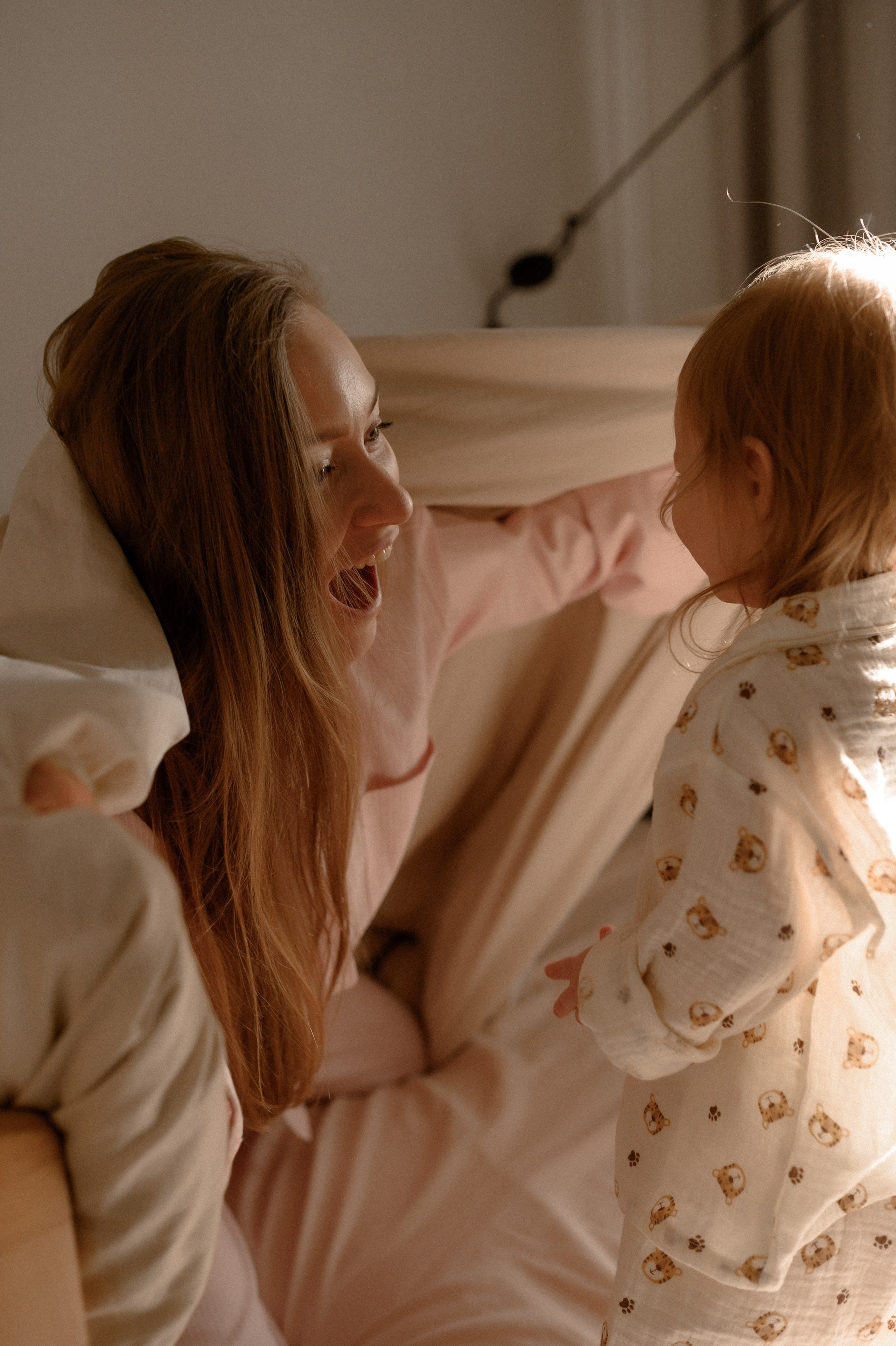 Даша и Варя дома. Семейный и свадебный lifestyle-фотограф в Москве Мария Петрова