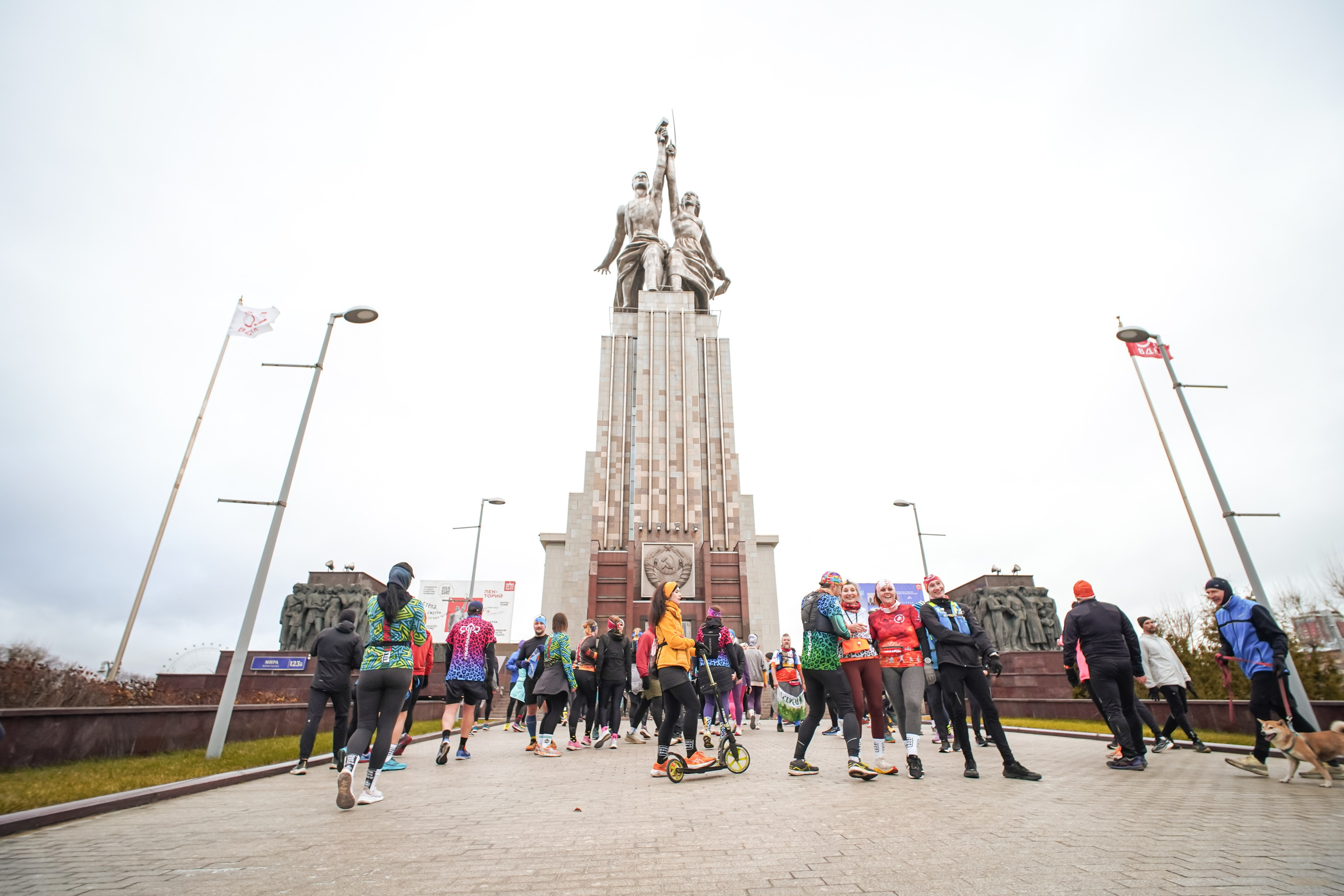 #марафонудома #яuzarun 2024 2-я петля, группа 6:30. Роман Капилюшов. Бег. Фото. Видео. г. Люберцы