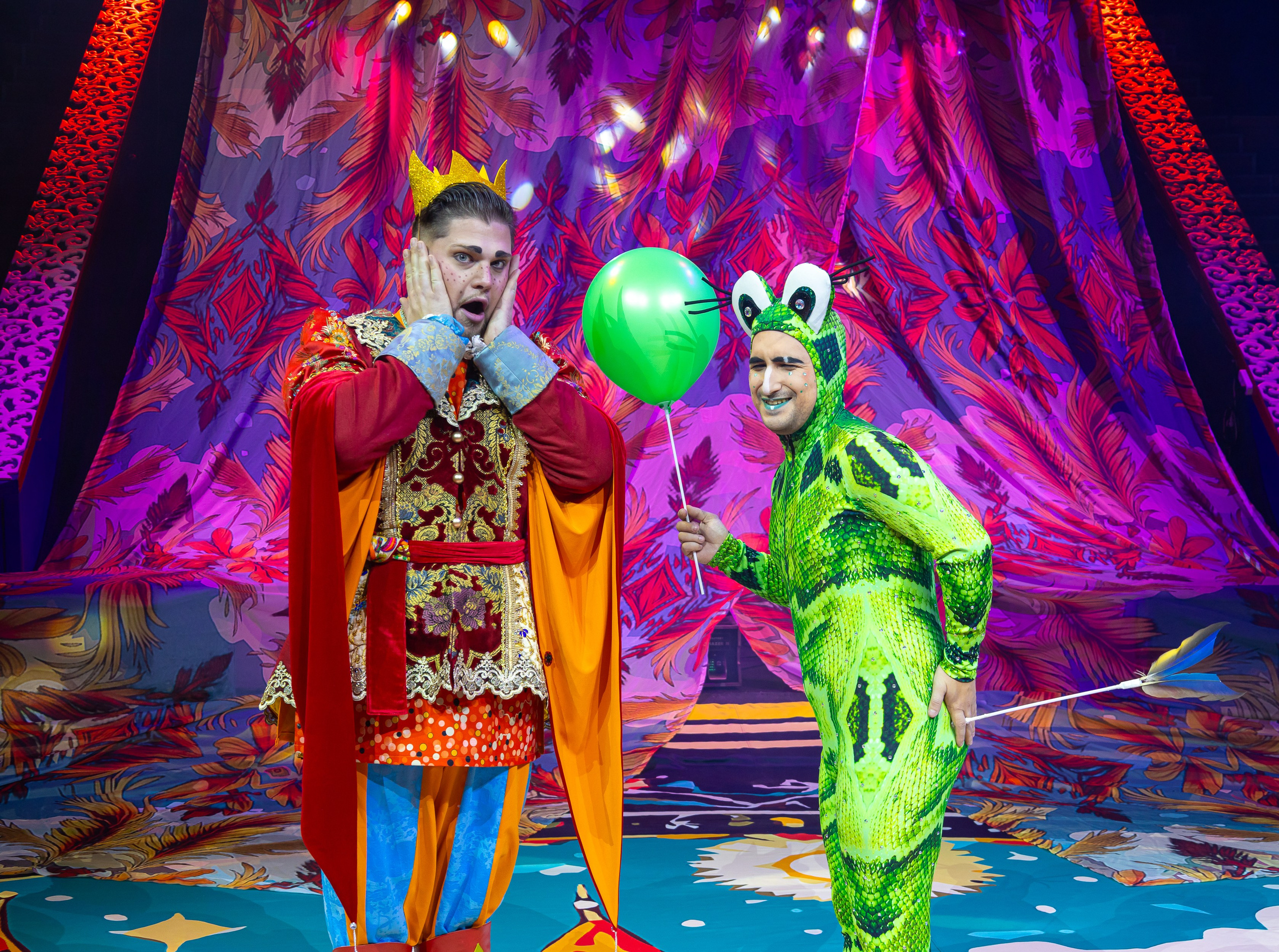 Цирк Жар Птица. Афиша. Семейный и Свадебный фотограф в Сочи