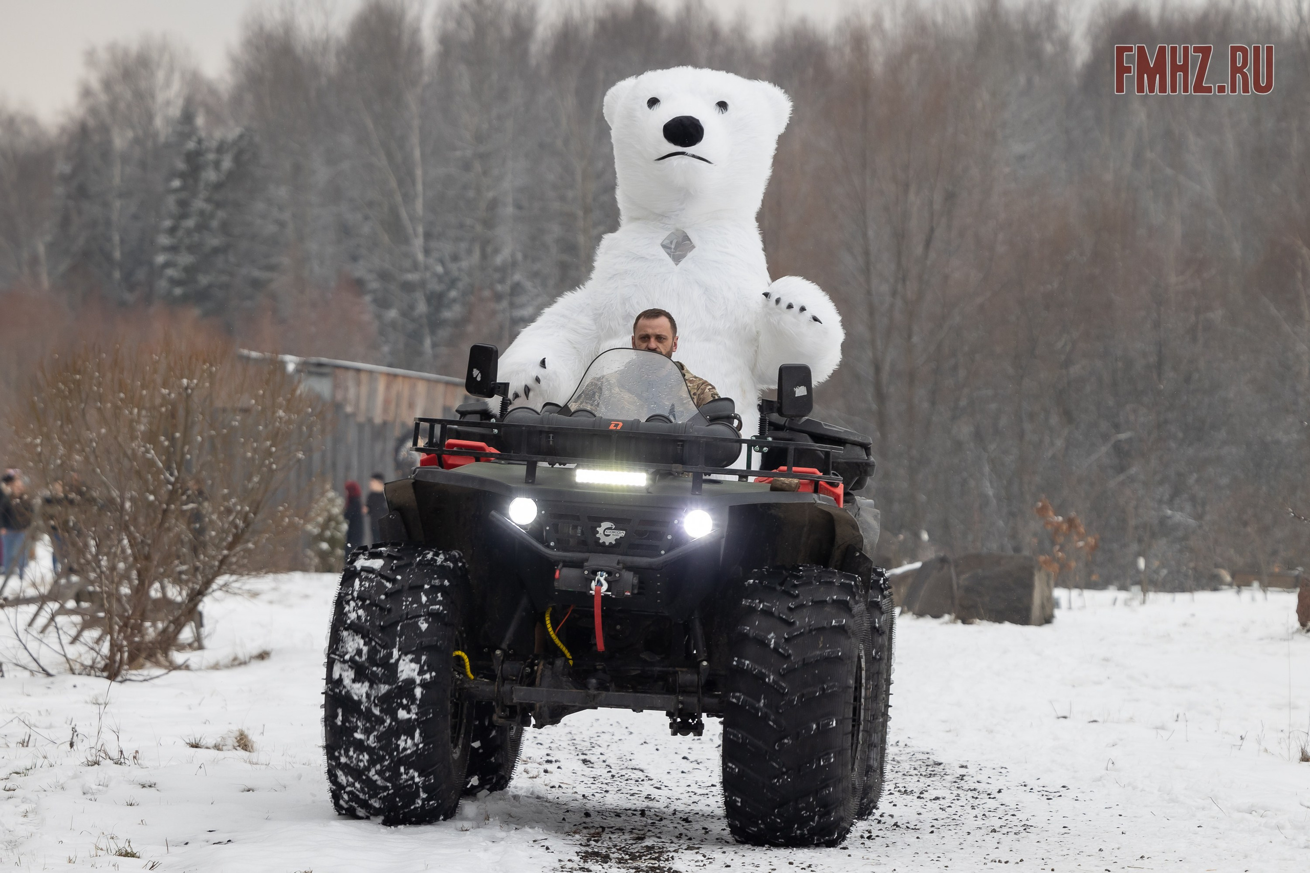 Масленица на аллее памяти «Вечный сезон» 02.03.2025. Фотограф Владимир Охрименко