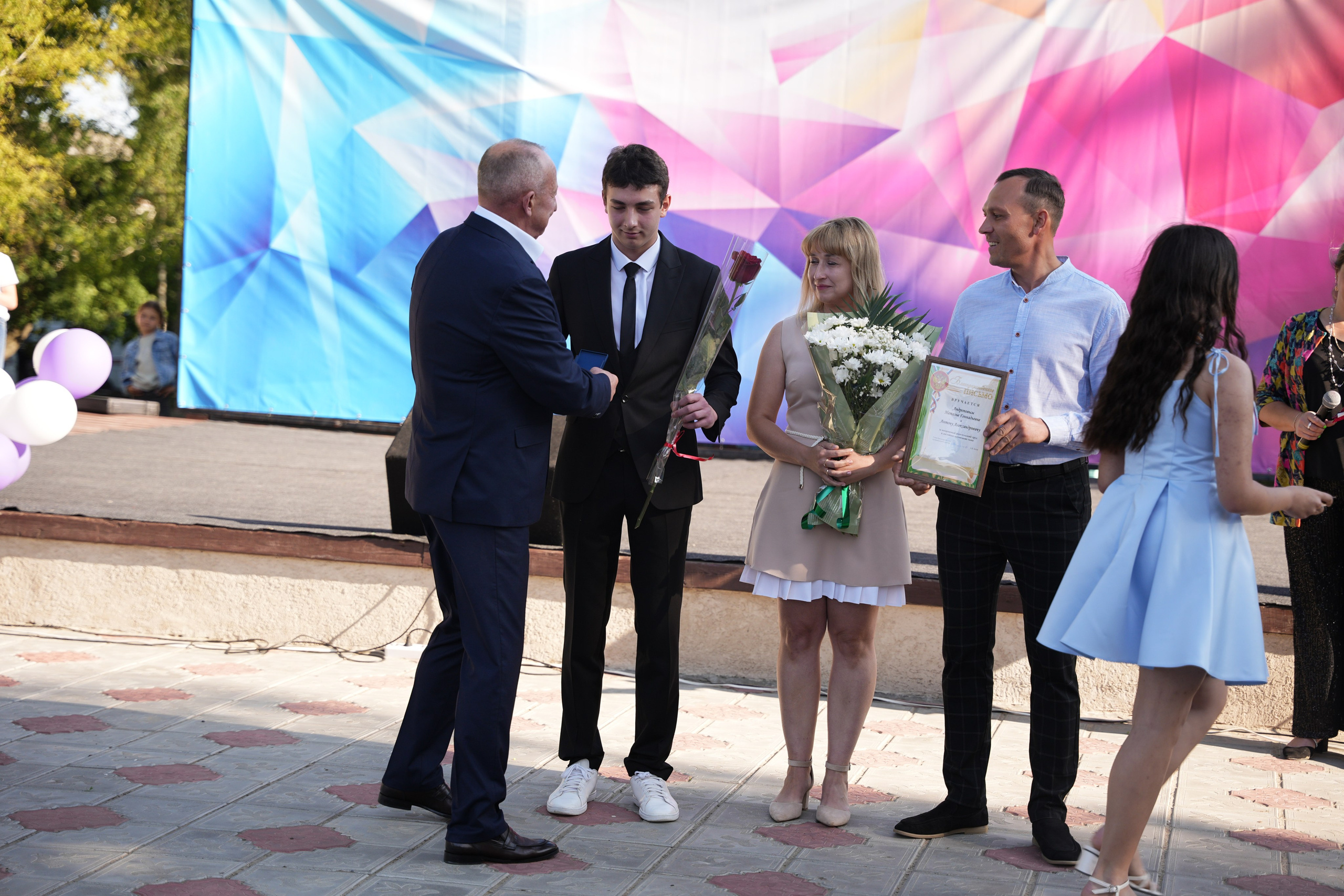 Выпускной в парке. Ольга Плаксина фотограф в Саратове