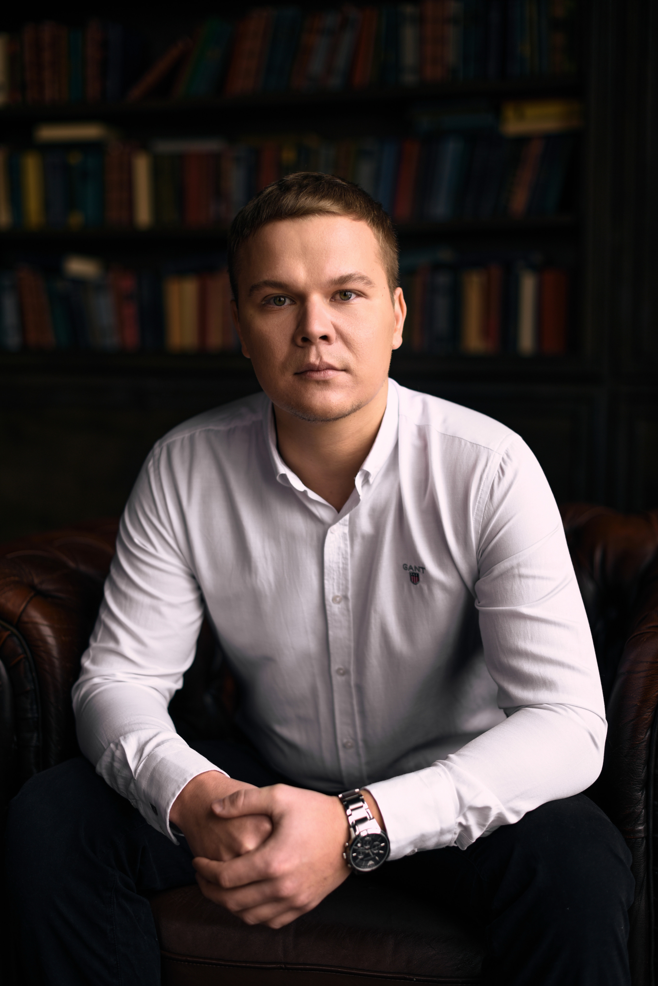 Мужской портрет для бизнеса и соцсетей. Фотограф в Москве Михаил Елизарьев