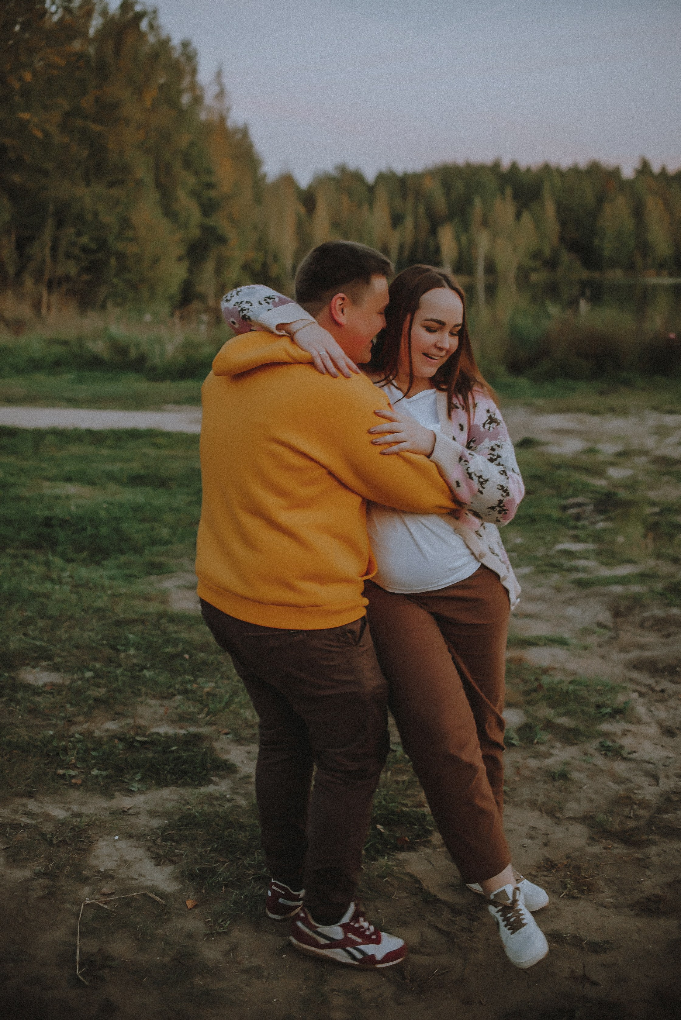 Озеро в лесу. Свадебный и семейный фотограф в Москве Сажина Кристина КиМ. Свадебный оператор в Москве Сажин Максим