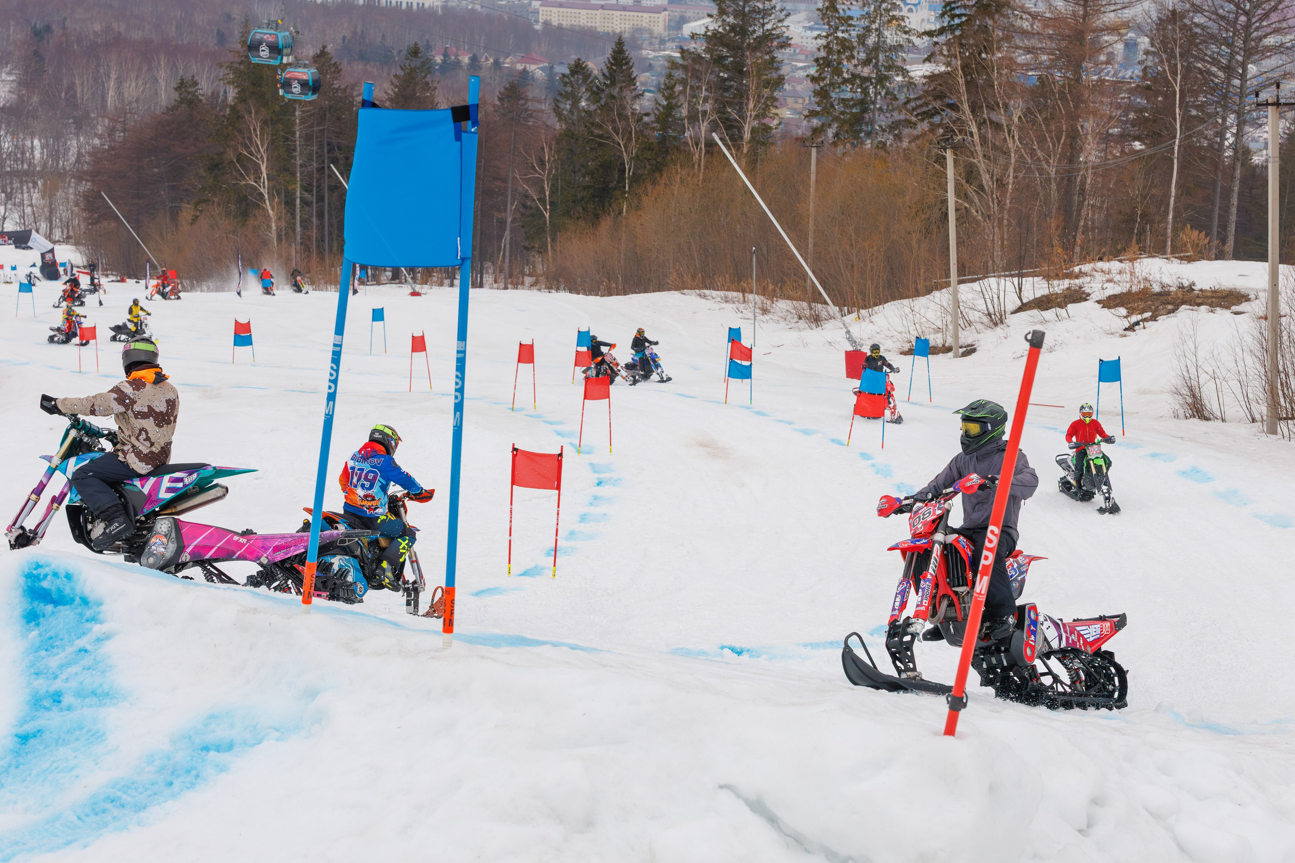 Сноубайк Шоу _ 2026. Свадебный, семейный и репортажный фотограф в Южно-Сахалинске Артур Петросян