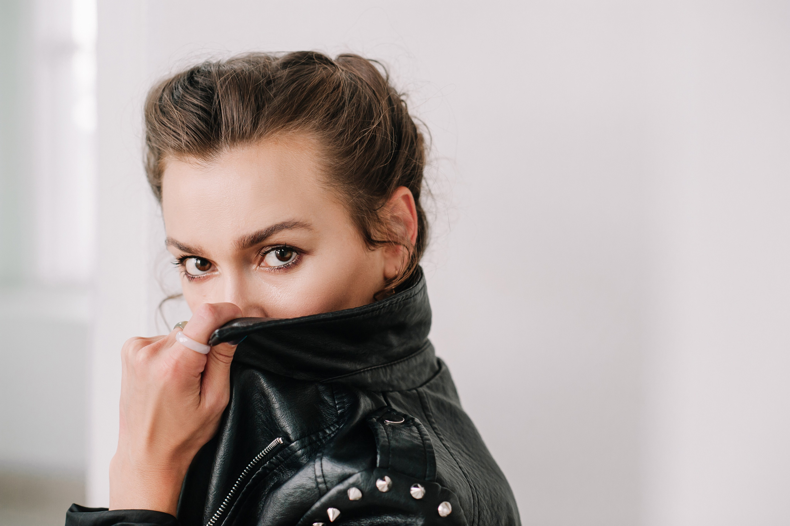 Спонтанная съемка актрисы. Портретный и лайфстайл фотограф в Санкт-Петербурге