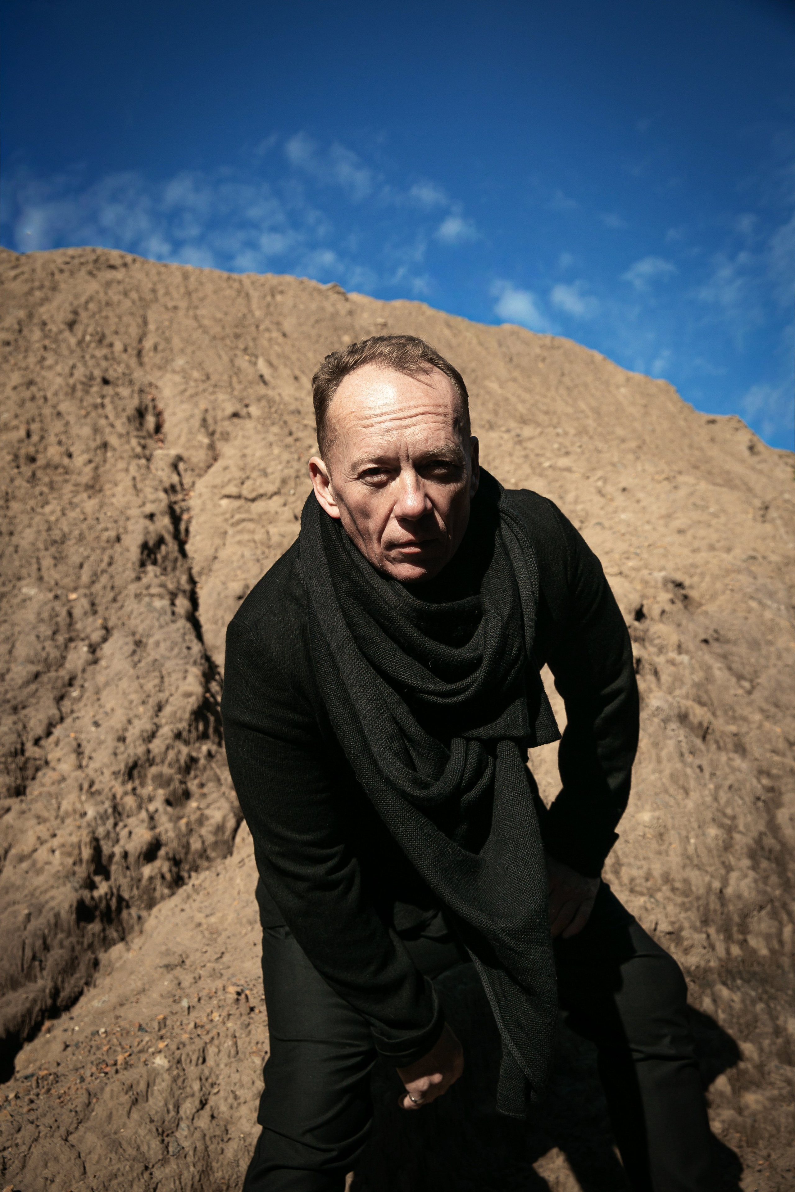 Editorial for multi-brand boutique «ЧОрная икра». АННА ВЕРСО / ANNA VERSO | Визуальный художник / Visual artist