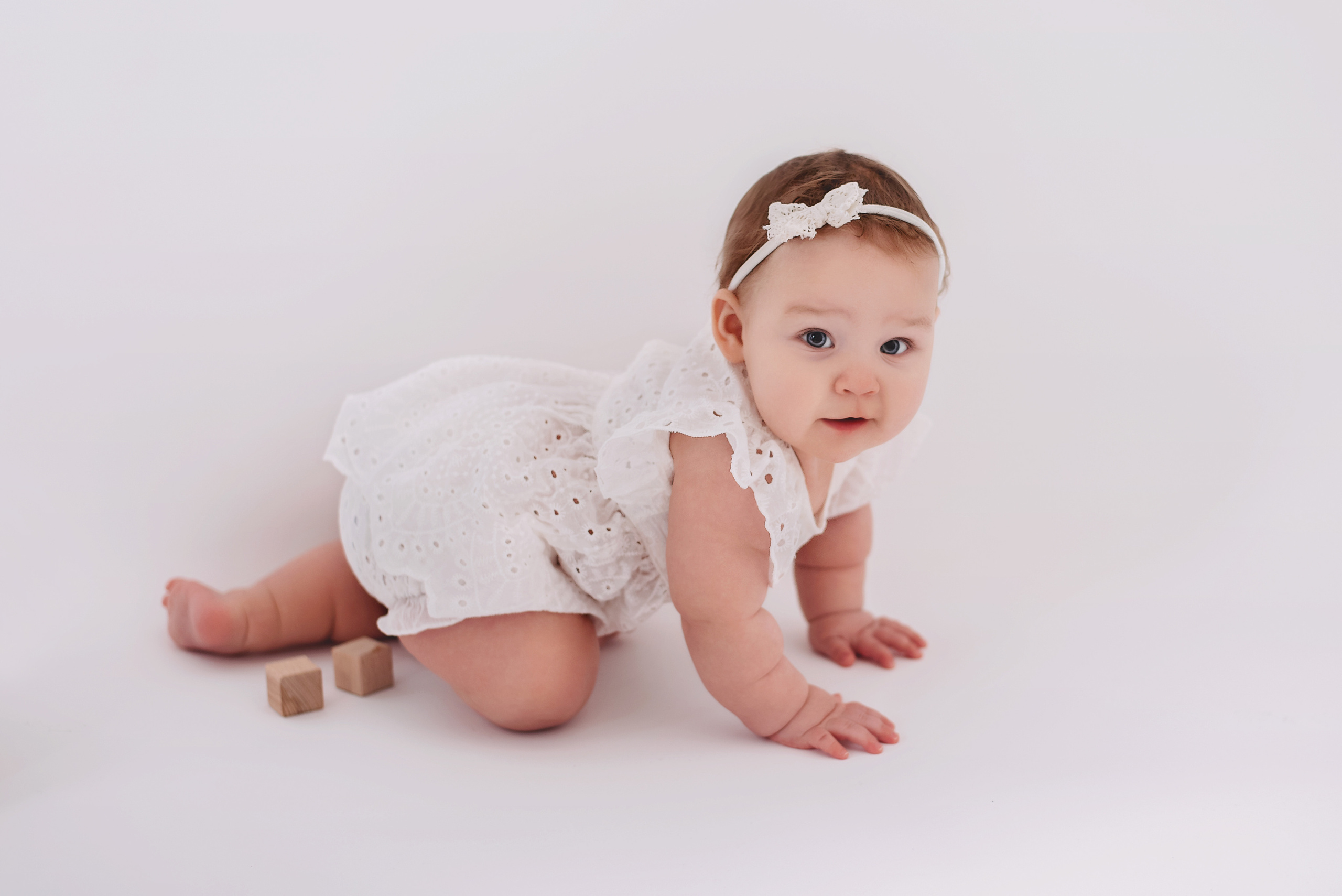 Ева 8 месяцев. Детский фотограф в Долгопрудном и Москве