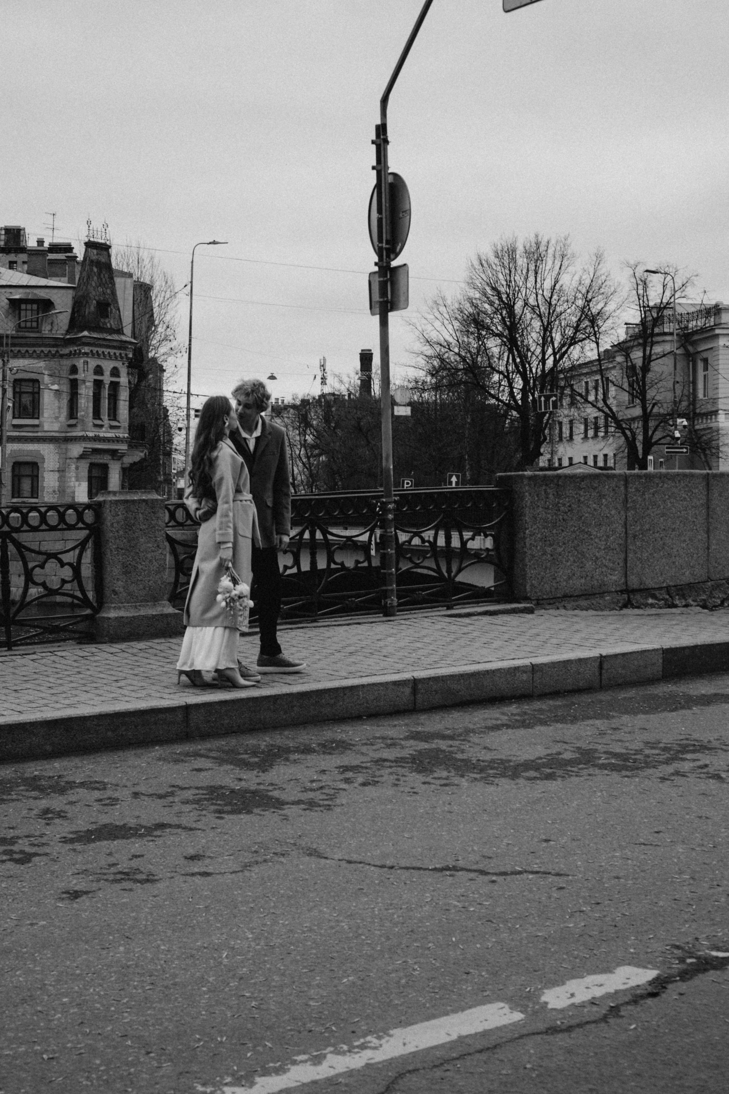 СВАДЕБНАЯ ПРОГУЛКА ПО ПЕТРОГРАДКЕ ВЕСНОЙ (ФОТОСЕССИИЯ ПАРЫ СВАДЕБНАЯ). Профессиональный фотограф, Санкт-Петербург — Виктория Богомолова